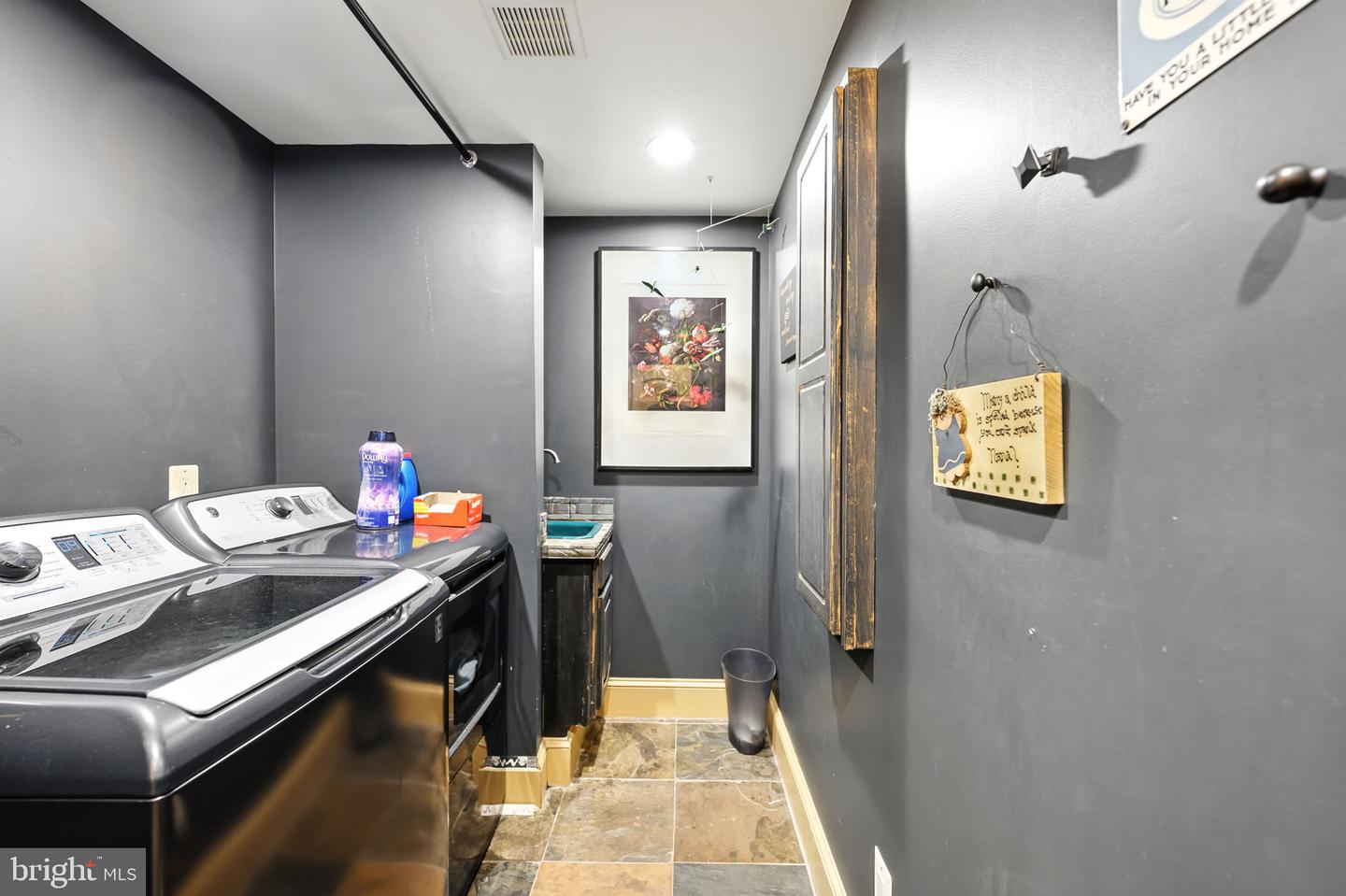 9605 LINDEN WOOD RD, MANASSAS, Virginia 20111, 4 Bedrooms Bedrooms, ,3 BathroomsBathrooms,Residential,For sale,9605 LINDEN WOOD RD,VAPW2098376 MLS # VAPW2098376