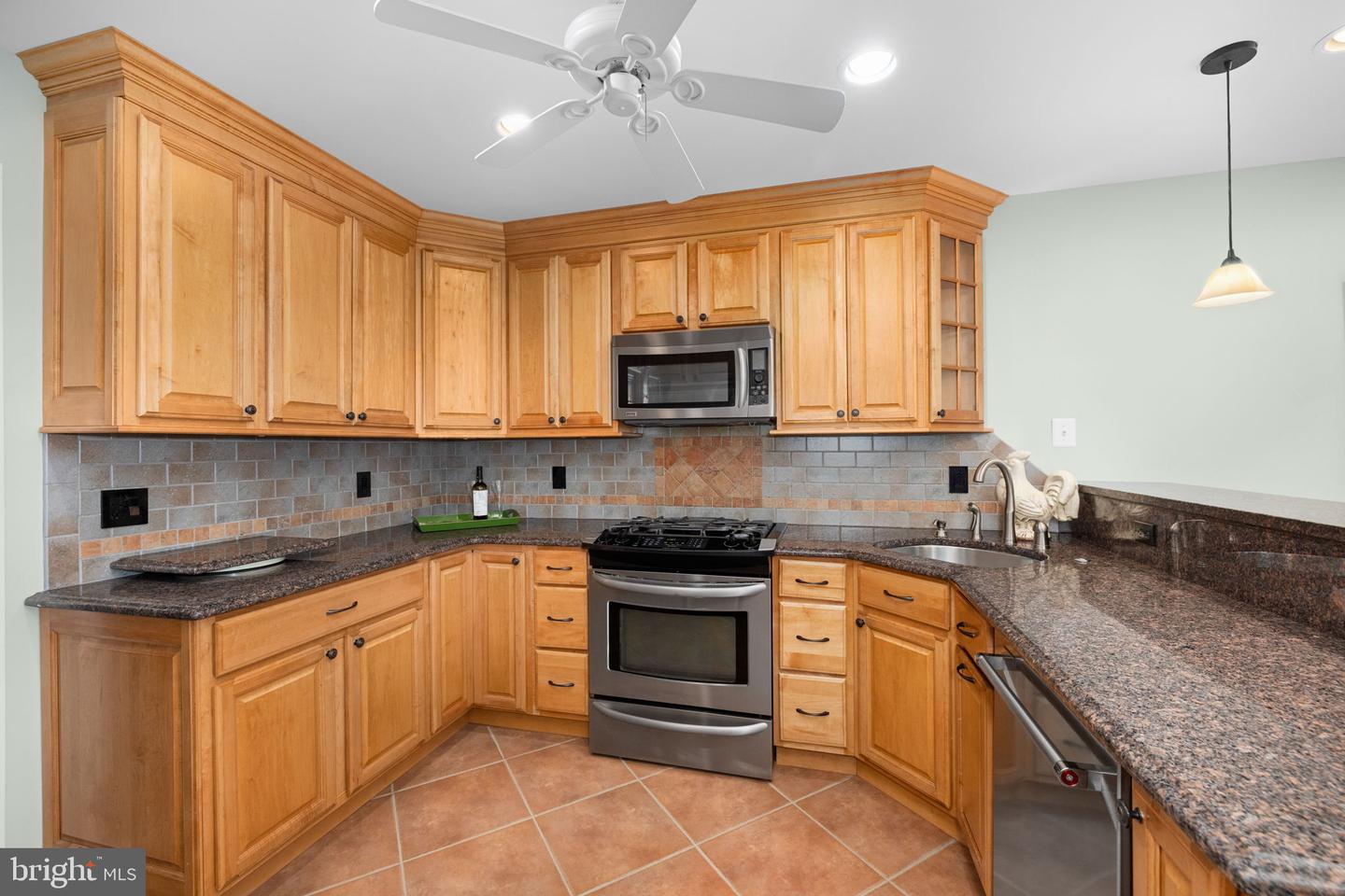 5409 TRIPOLIS CT, BURKE, Virginia 22015, 3 Bedrooms Bedrooms, ,3 BathroomsBathrooms,Residential,For sale,5409 TRIPOLIS CT,VAFX2253320 MLS # VAFX2253320