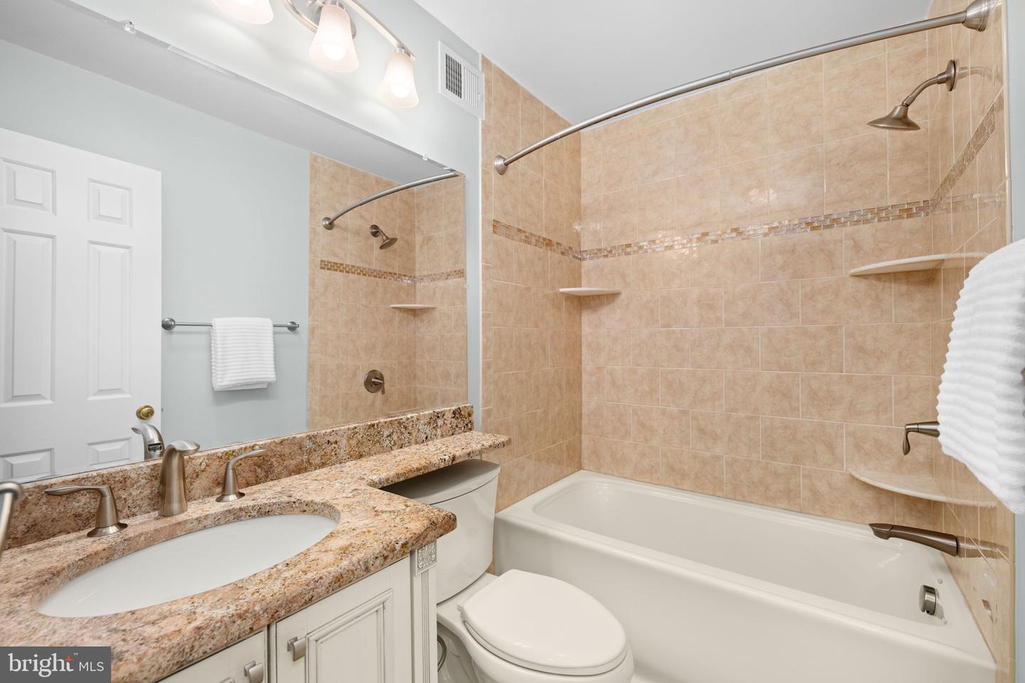 5409 TRIPOLIS CT, BURKE, Virginia 22015, 3 Bedrooms Bedrooms, ,3 BathroomsBathrooms,Residential,For sale,5409 TRIPOLIS CT,VAFX2253320 MLS # VAFX2253320