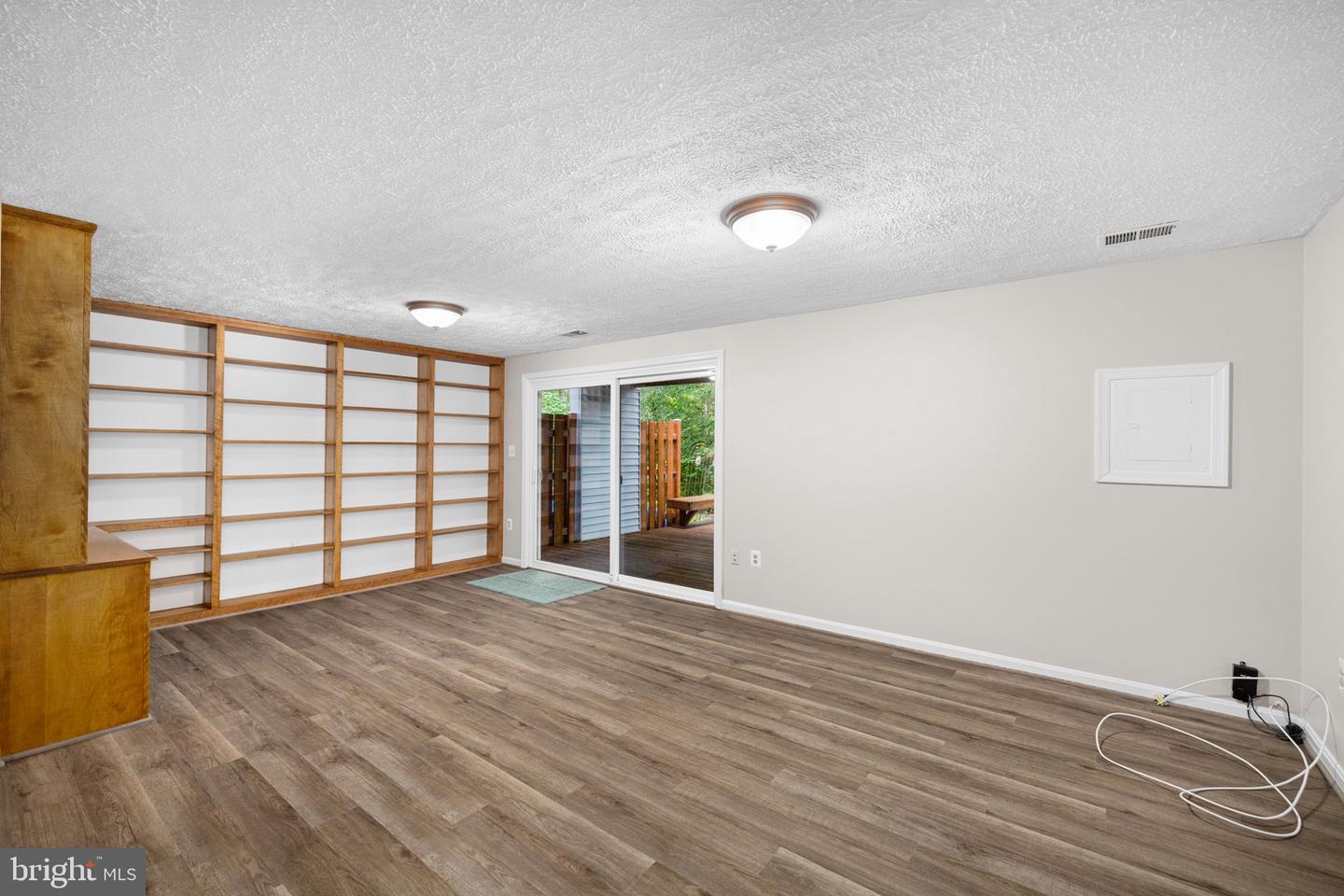 5409 TRIPOLIS CT, BURKE, Virginia 22015, 3 Bedrooms Bedrooms, ,3 BathroomsBathrooms,Residential,For sale,5409 TRIPOLIS CT,VAFX2253320 MLS # VAFX2253320