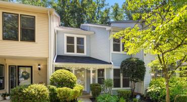 5409 TRIPOLIS CT, BURKE, Virginia 22015, 3 Bedrooms Bedrooms, ,3 BathroomsBathrooms,Residential,For sale,5409 TRIPOLIS CT,VAFX2253320 MLS # VAFX2253320