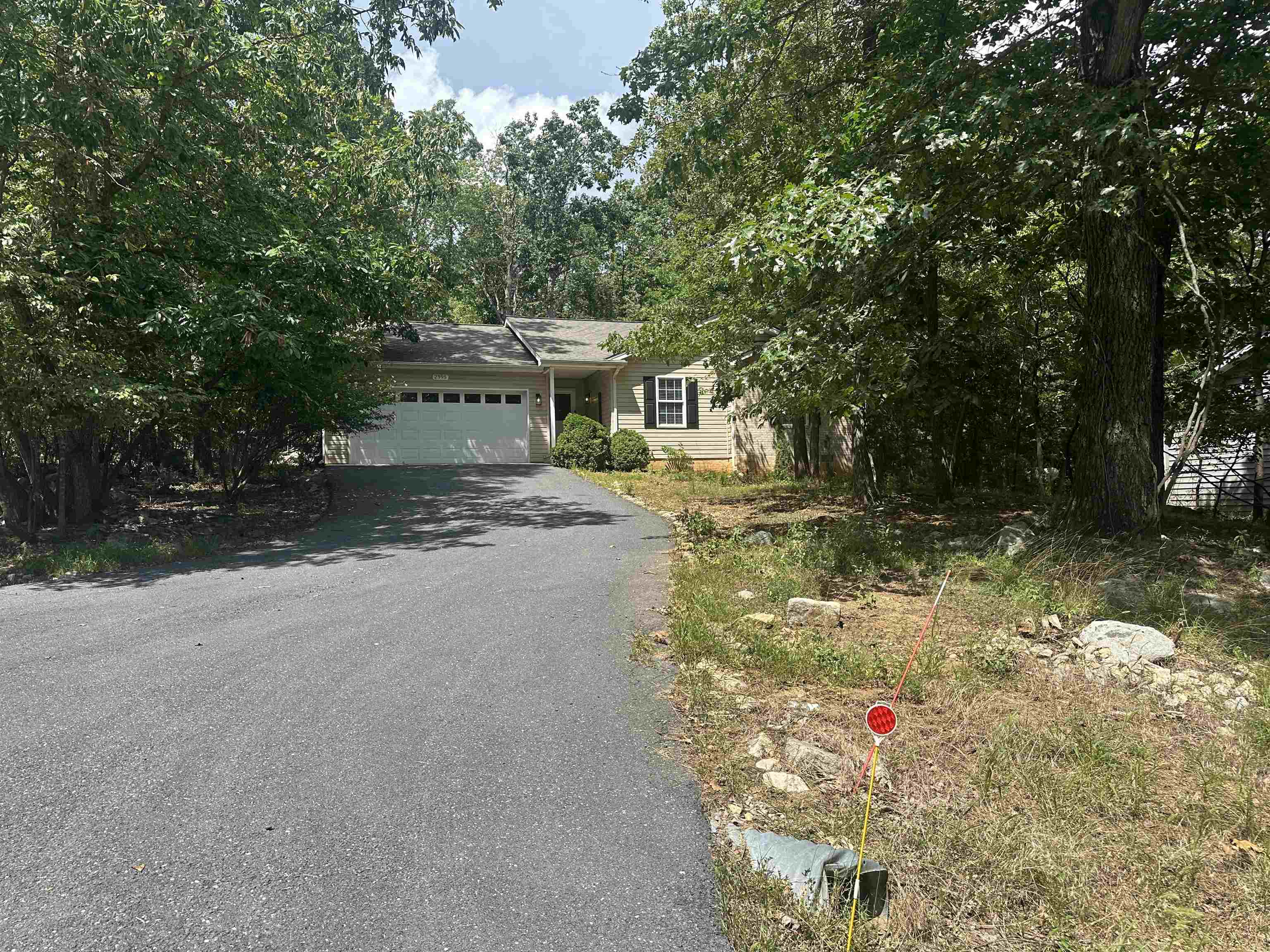 2395 HOPKINS DR, MCGAHEYSVILLE, Virginia 22840, 3 Bedrooms Bedrooms, ,2 BathroomsBathrooms,Residential,2395 HOPKINS DR,667992 MLS # 667992