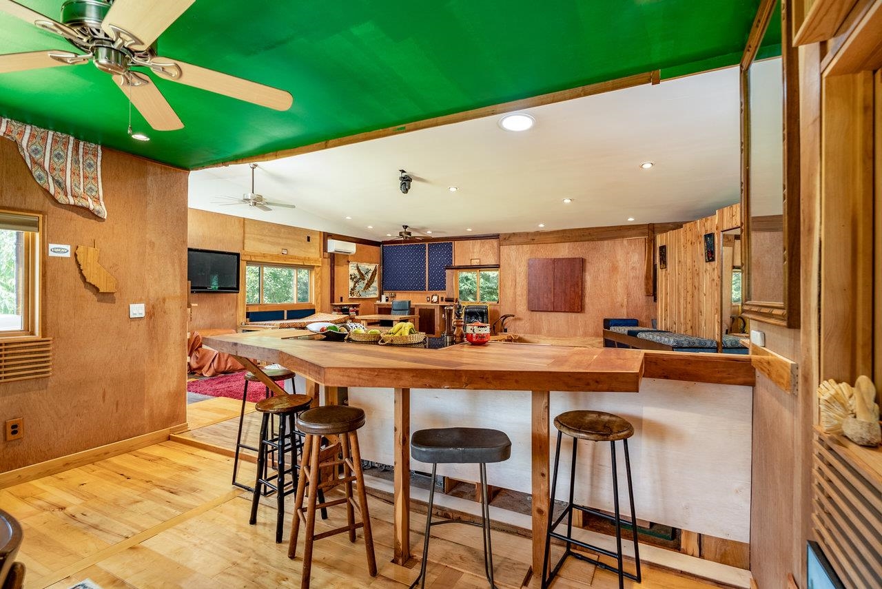 606 RIVERSIDE DR, LURAY, Virginia 22835, 1 Bedroom Bedrooms, ,1 BathroomBathrooms,Residential,606 RIVERSIDE DR,668000 MLS # 668000