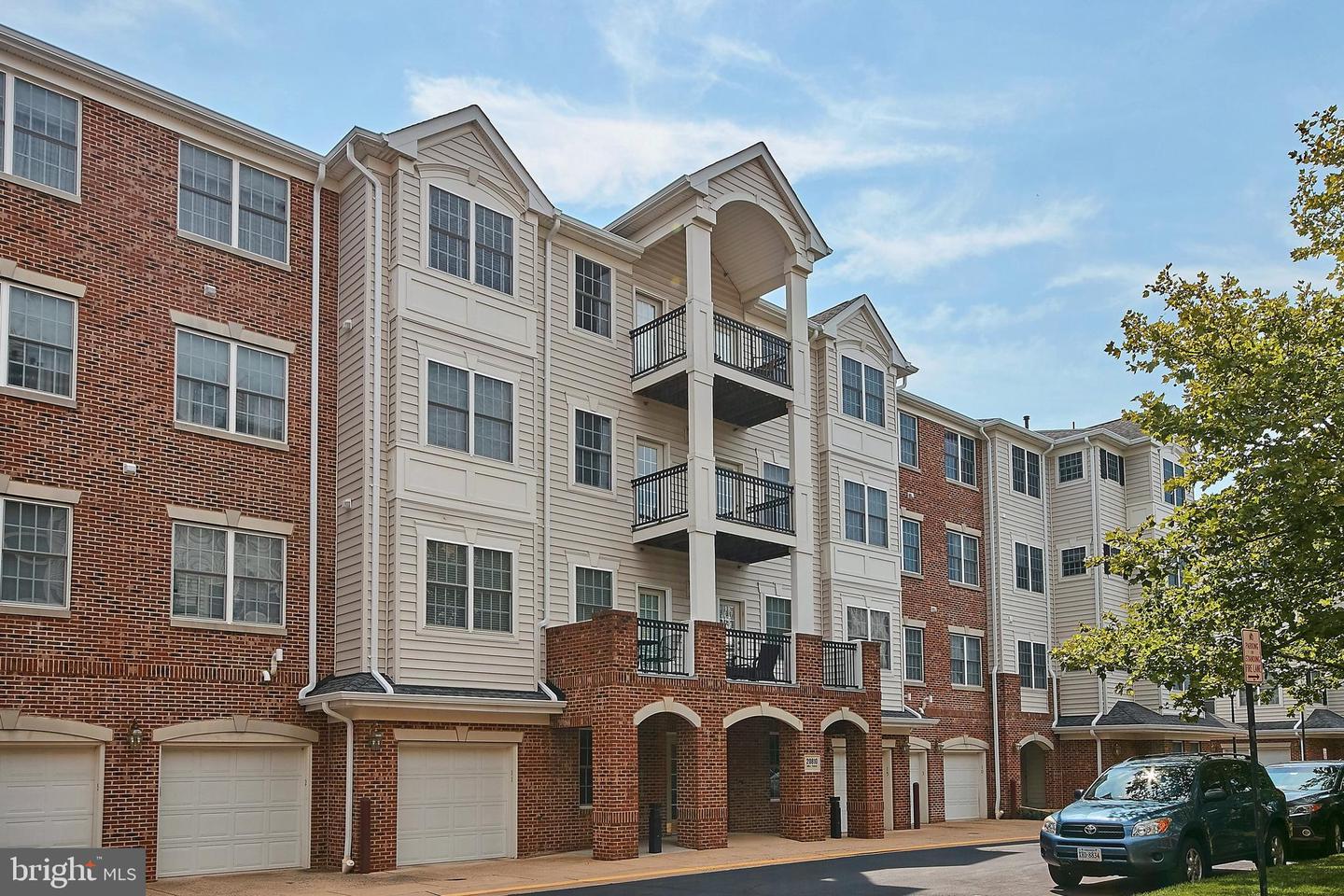 20810 NOBLE #205, STERLING, Virginia 20165, 3 Bedrooms Bedrooms, ,2 BathroomsBathrooms,Residential,For sale,20810 NOBLE #205,VALO2101402 MLS # VALO2101402