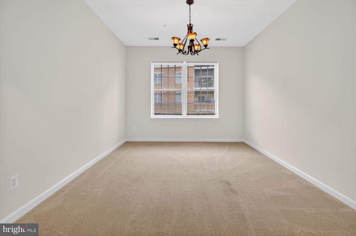 20810 NOBLE TER #205, STERLING, Virginia 20165, 3 Bedrooms Bedrooms, ,2 BathroomsBathrooms,Residential,For sale,20810 NOBLE TER #205,VALO2101402 MLS # VALO2101402 20810 NOBLE TER #205, STERLING, Virginia 20165, 3 Bedrooms Bedrooms, ,2 BathroomsBathrooms,Residential,For sale,20810 NOBLE TER #205,VALO2101402 MLS # VALO2101402