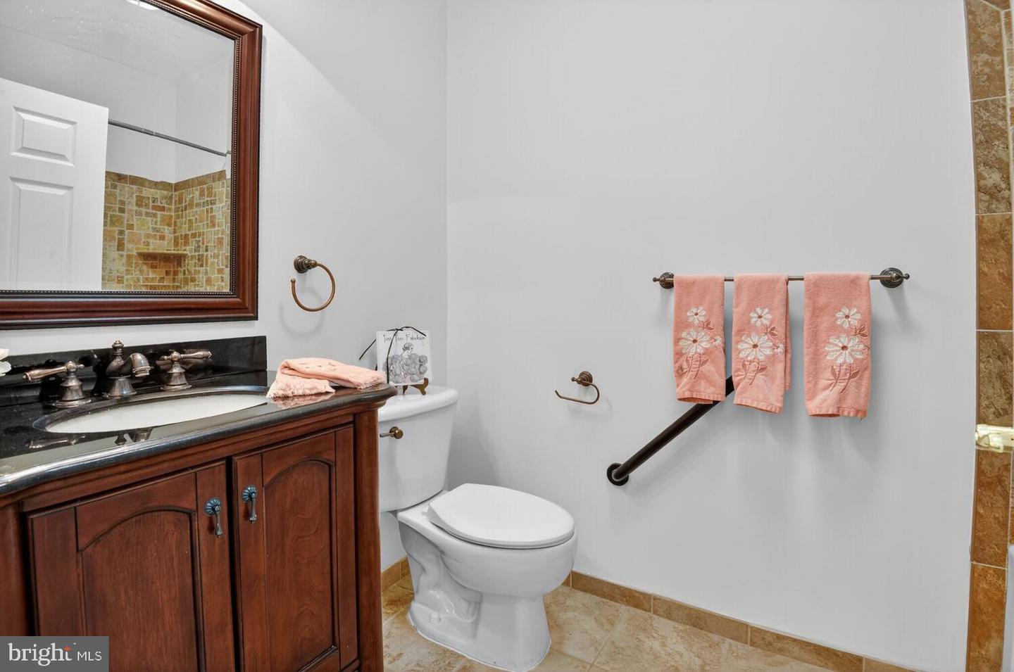 20810 NOBLE TER #205, STERLING, Virginia 20165, 3 Bedrooms Bedrooms, ,2 BathroomsBathrooms,Residential,For sale,20810 NOBLE TER #205,VALO2101402 MLS # VALO2101402 20810 NOBLE TER #205, STERLING, Virginia 20165, 3 Bedrooms Bedrooms, ,2 BathroomsBathrooms,Residential,For sale,20810 NOBLE TER #205,VALO2101402 MLS # VALO2101402