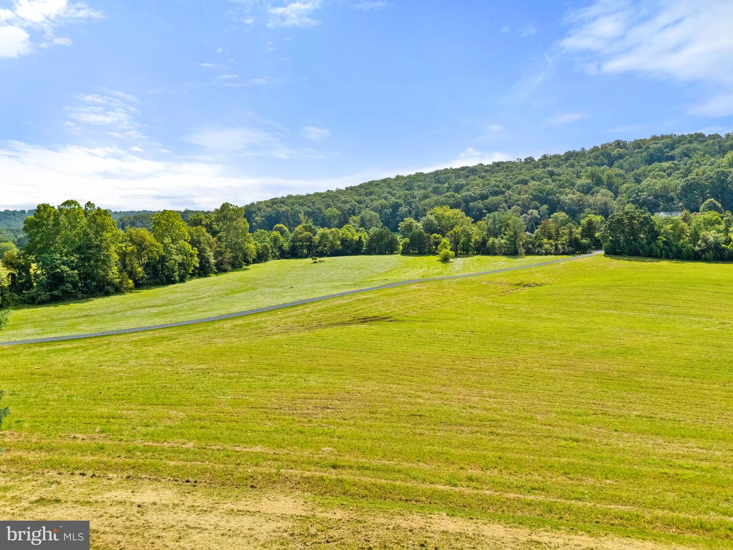 3418 HALFWAY RD, THE PLAINS, Virginia 20198, 5 Bedrooms Bedrooms, ,4 BathroomsBathrooms,Residential,For sale,3418 HALFWAY RD,VAFQ2017424 MLS # VAFQ2017424