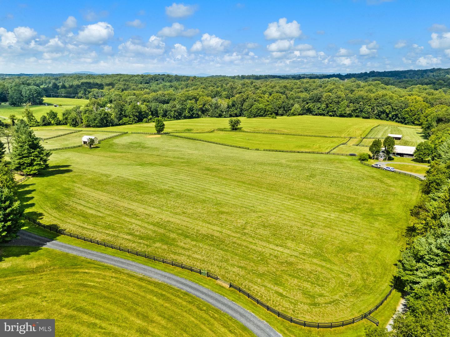 3418 HALFWAY RD, THE PLAINS, Virginia 20198, 5 Bedrooms Bedrooms, ,4 BathroomsBathrooms,Residential,For sale,3418 HALFWAY RD,VAFQ2017424 MLS # VAFQ2017424
