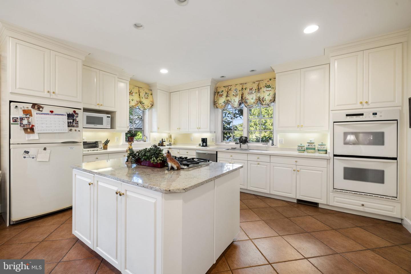 3418 HALFWAY RD, THE PLAINS, Virginia 20198, 5 Bedrooms Bedrooms, ,4 BathroomsBathrooms,Residential,For sale,3418 HALFWAY RD,VAFQ2017424 MLS # VAFQ2017424
