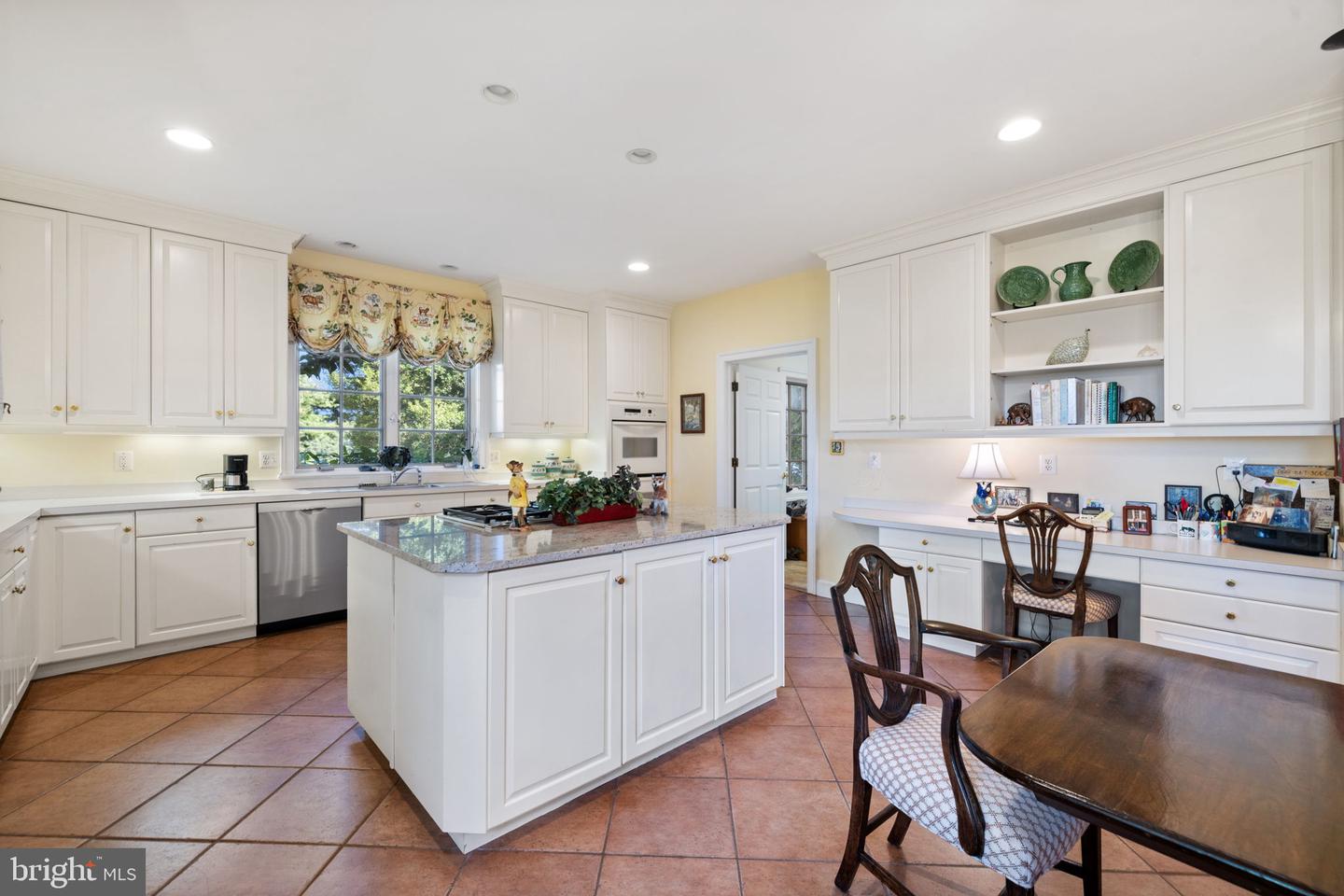 3418 HALFWAY RD, THE PLAINS, Virginia 20198, 5 Bedrooms Bedrooms, ,4 BathroomsBathrooms,Residential,For sale,3418 HALFWAY RD,VAFQ2017424 MLS # VAFQ2017424