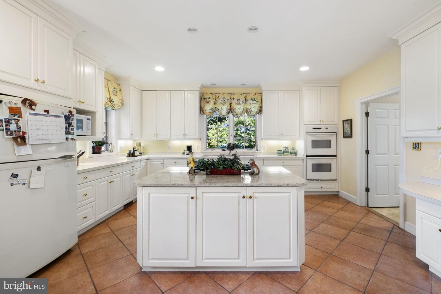 3418 HALFWAY RD, THE PLAINS, Virginia 20198, 5 Bedrooms Bedrooms, ,4 BathroomsBathrooms,Residential,For sale,3418 HALFWAY RD,VAFQ2017424 MLS # VAFQ2017424