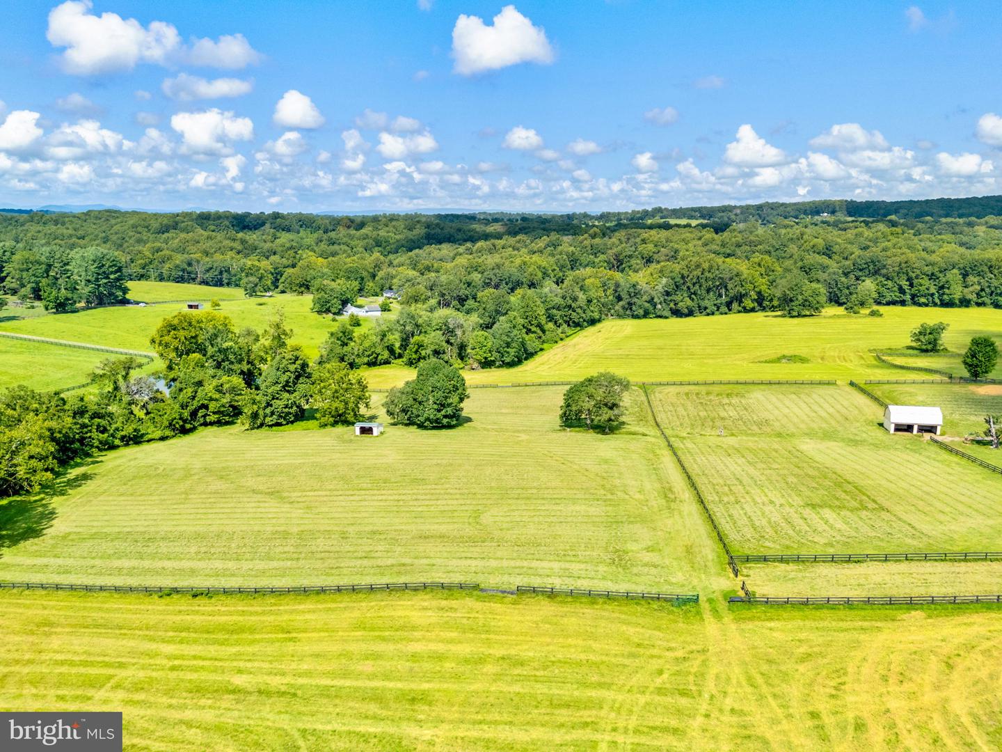 3418 HALFWAY RD, THE PLAINS, Virginia 20198, 5 Bedrooms Bedrooms, ,4 BathroomsBathrooms,Residential,For sale,3418 HALFWAY RD,VAFQ2017424 MLS # VAFQ2017424
