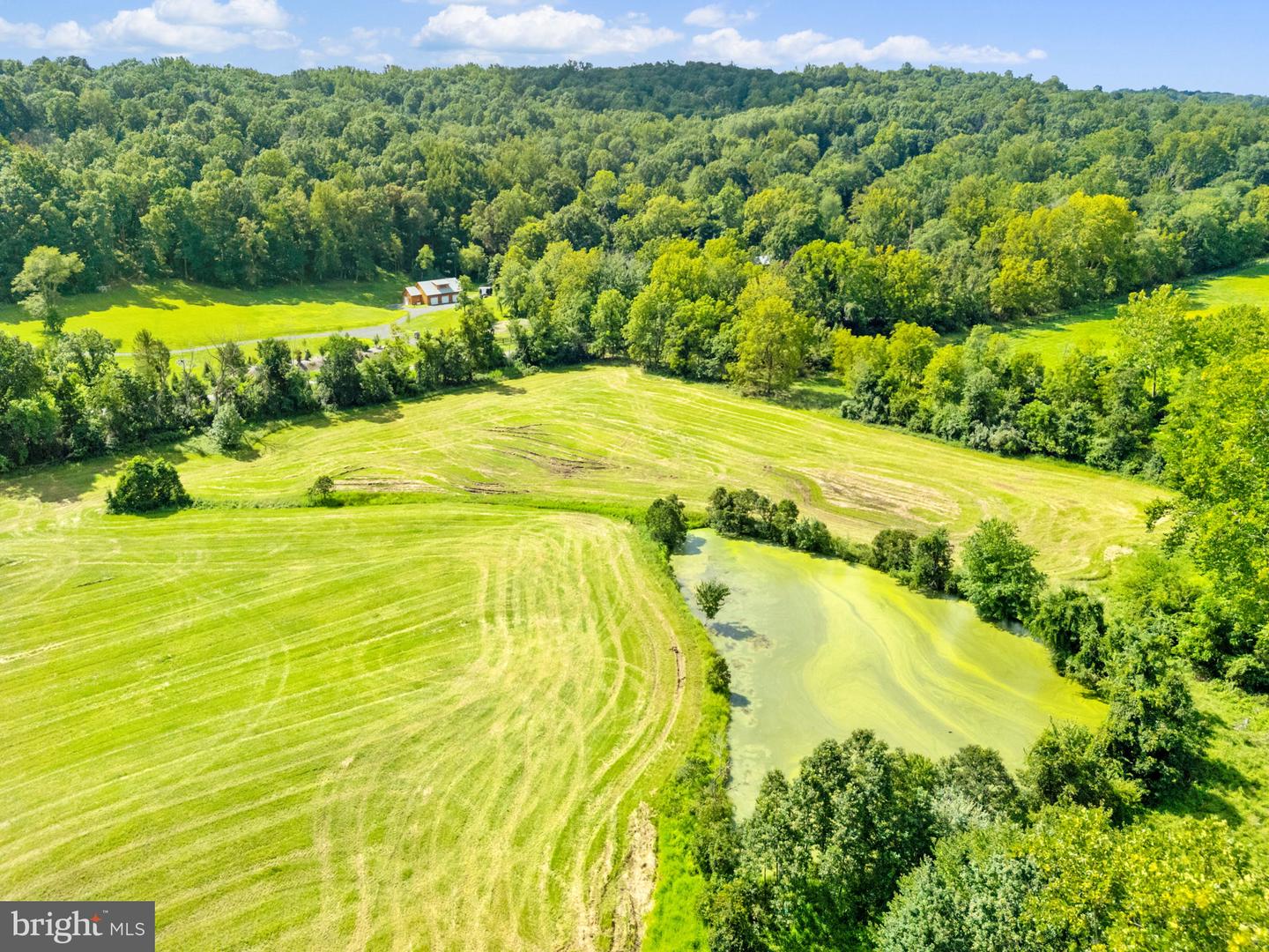 3418 HALFWAY RD, THE PLAINS, Virginia 20198, 5 Bedrooms Bedrooms, ,4 BathroomsBathrooms,Residential,For sale,3418 HALFWAY RD,VAFQ2017424 MLS # VAFQ2017424