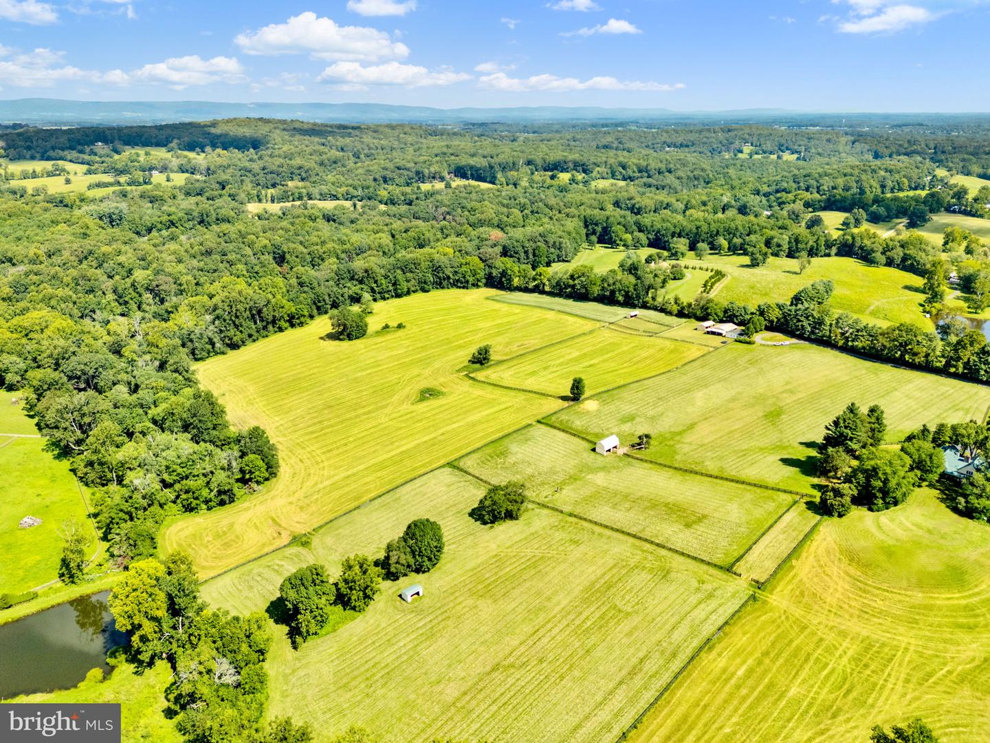3418 HALFWAY RD, THE PLAINS, Virginia 20198, 5 Bedrooms Bedrooms, ,4 BathroomsBathrooms,Residential,For sale,3418 HALFWAY RD,VAFQ2017424 MLS # VAFQ2017424