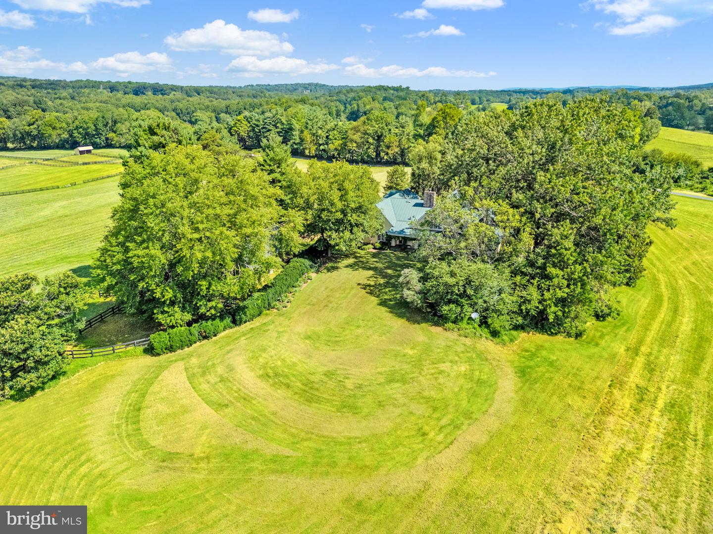 3418 HALFWAY RD, THE PLAINS, Virginia 20198, 5 Bedrooms Bedrooms, ,4 BathroomsBathrooms,Residential,For sale,3418 HALFWAY RD,VAFQ2017424 MLS # VAFQ2017424