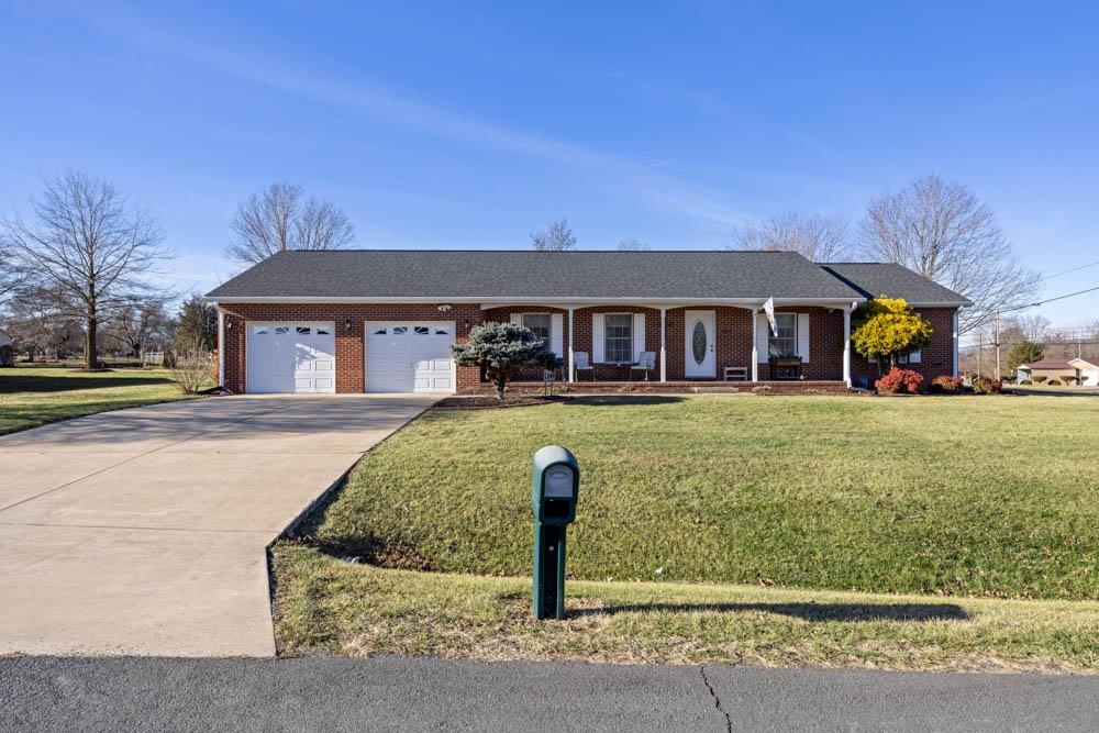 406 THREE LEAGUES RD, MCGAHEYSVILLE, Virginia 22840, 3 Bedrooms Bedrooms, ,2 BathroomsBathrooms,Residential,welcome to 406 Three Leagues Road,406 THREE LEAGUES RD,668004 MLS # 668004