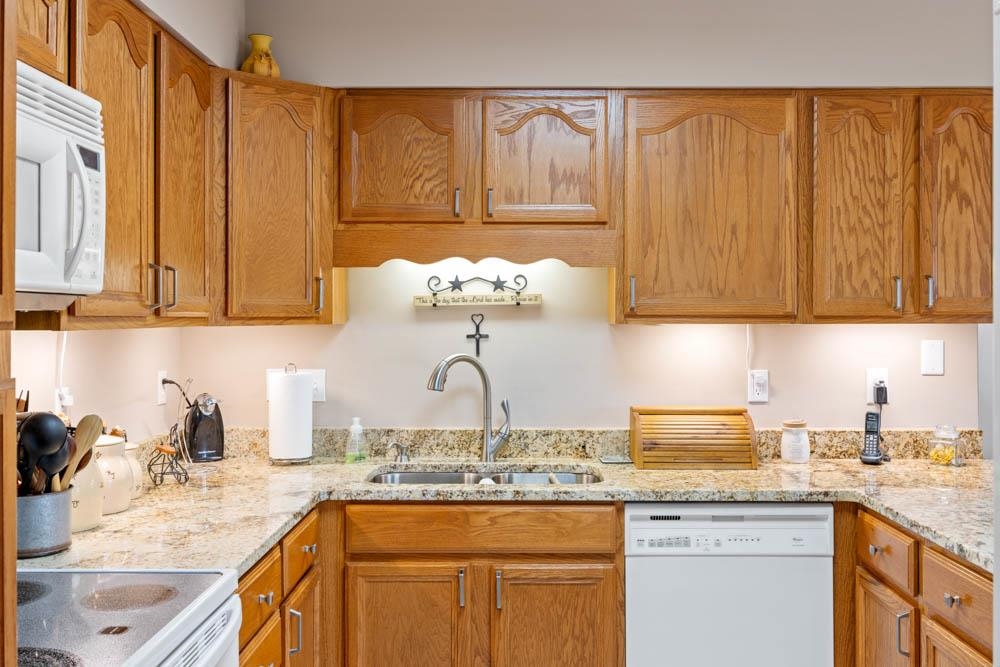 406 THREE LEAGUES RD, MCGAHEYSVILLE, Virginia 22840, 3 Bedrooms Bedrooms, ,2 BathroomsBathrooms,Residential,welcome to 406 Three Leagues Road,406 THREE LEAGUES RD,668004 MLS # 668004