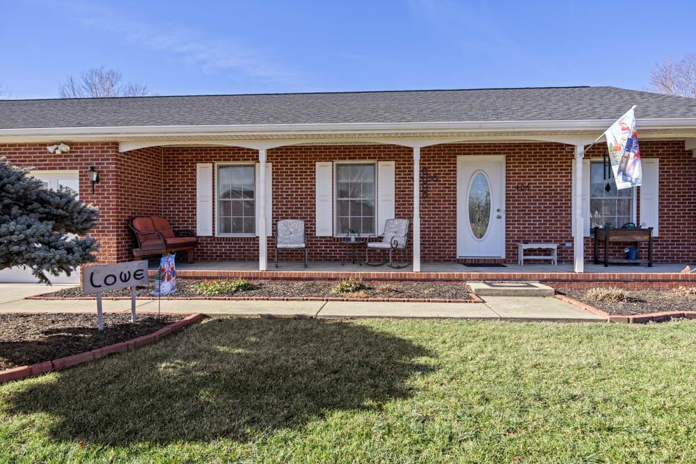 406 THREE LEAGUES RD, MCGAHEYSVILLE, Virginia 22840, 3 Bedrooms Bedrooms, ,2 BathroomsBathrooms,Residential,welcome to 406 Three Leagues Road,406 THREE LEAGUES RD,668004 MLS # 668004