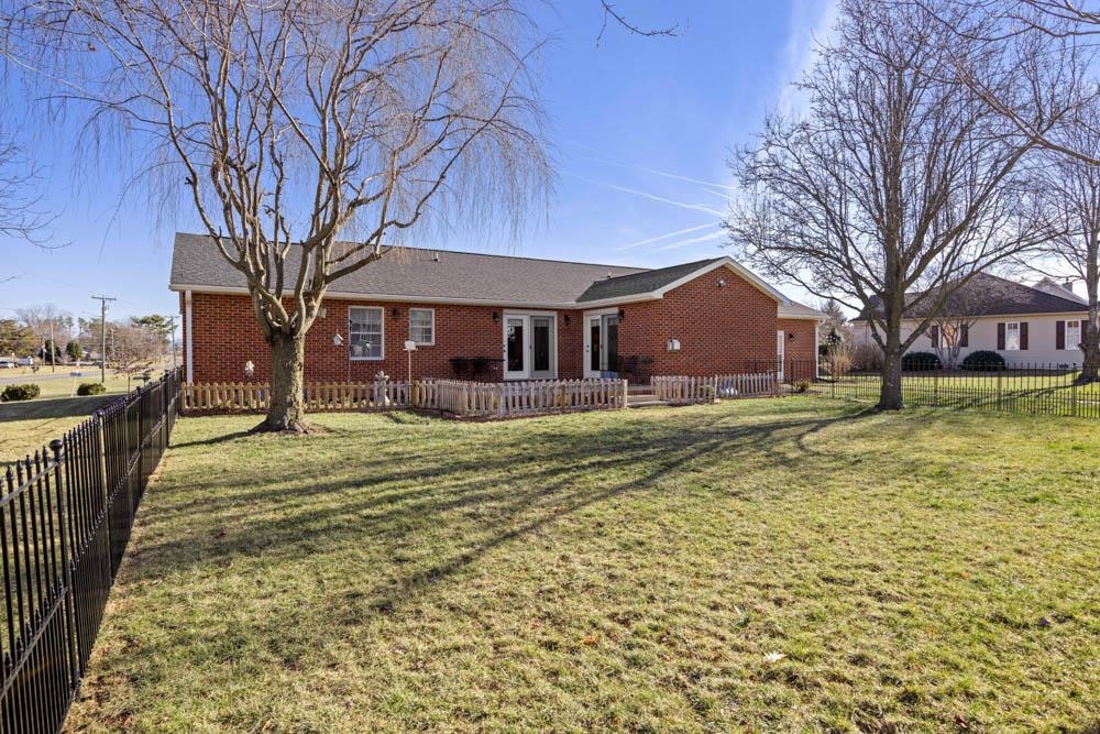 406 THREE LEAGUES RD, MCGAHEYSVILLE, Virginia 22840, 3 Bedrooms Bedrooms, ,2 BathroomsBathrooms,Residential,welcome to 406 Three Leagues Road,406 THREE LEAGUES RD,668004 MLS # 668004