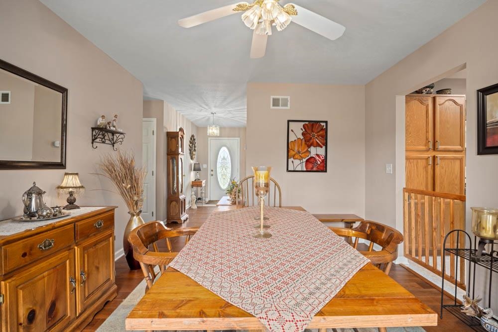 406 THREE LEAGUES RD, MCGAHEYSVILLE, Virginia 22840, 3 Bedrooms Bedrooms, ,2 BathroomsBathrooms,Residential,welcome to 406 Three Leagues Road,406 THREE LEAGUES RD,668004 MLS # 668004