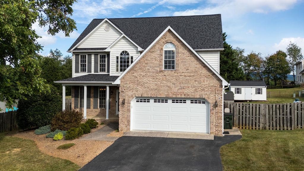 30 SIR ROBIN RD, WAYNESBORO, Virginia 22980, 4 Bedrooms Bedrooms, ,2 BathroomsBathrooms,Residential,30 SIR ROBIN RD,668008 MLS # 668008