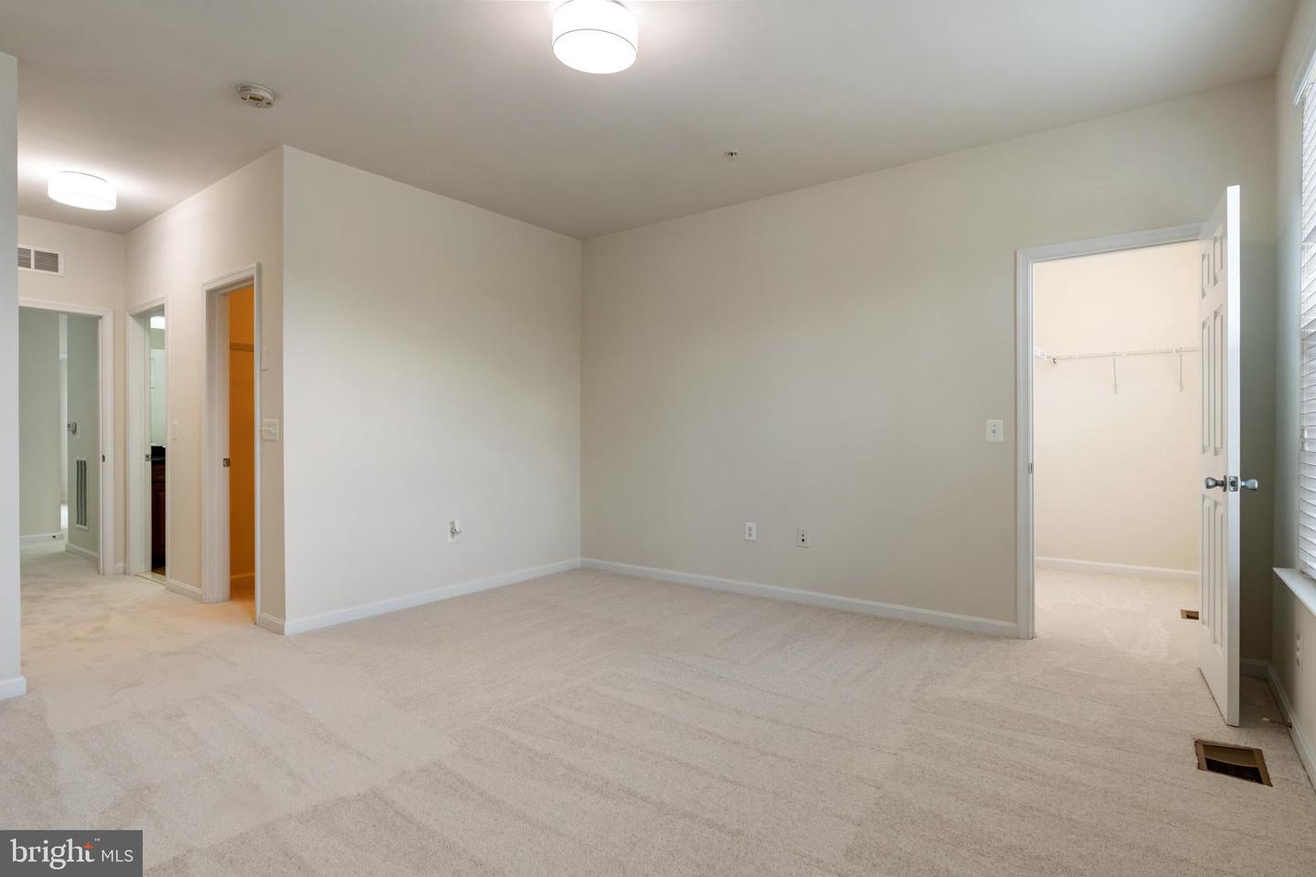 43841 CENTERGATE DR, ASHBURN, Virginia 20148, 3 Bedrooms Bedrooms, ,2 BathroomsBathrooms,Residential,For sale,43841 CENTERGATE DR,VALO2102402 MLS # VALO2102402