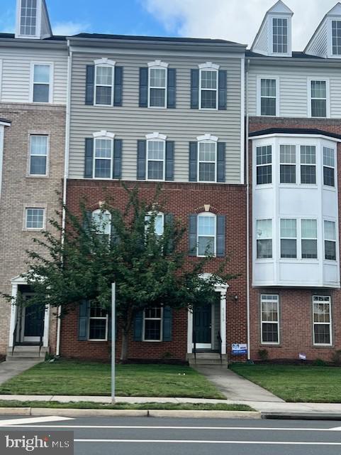 43841 CENTERGATE DR, ASHBURN, Virginia 20148, 3 Bedrooms Bedrooms, ,2 BathroomsBathrooms,Residential,For sale,43841 CENTERGATE DR,VALO2102402 MLS # VALO2102402