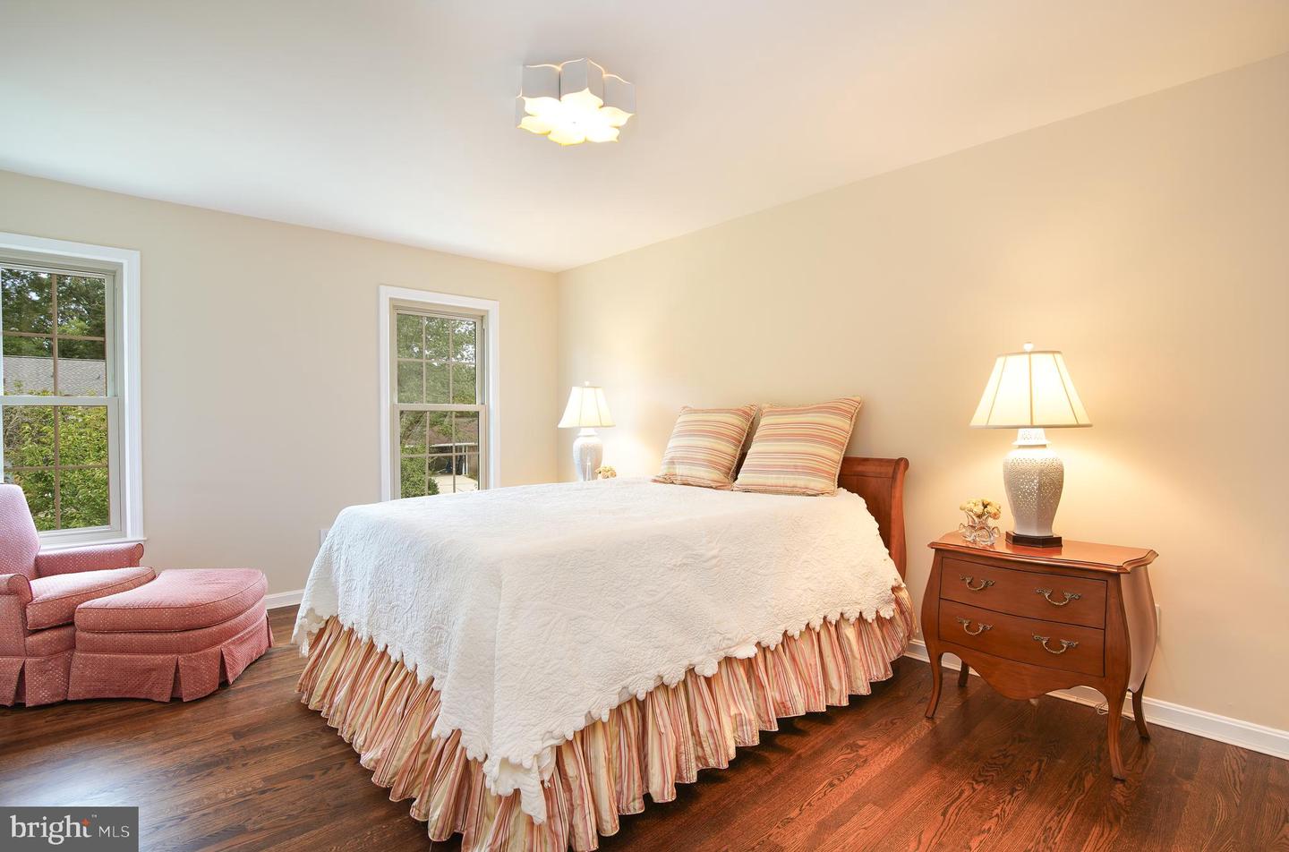 2504 W MEREDITH DR, VIENNA, Virginia 22181, 6 Bedrooms Bedrooms, ,5 BathroomsBathrooms,Residential,For sale,2504 W MEREDITH DR,VAFX2256898 MLS # VAFX2256898