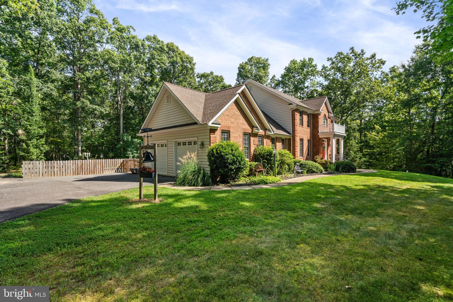 8801 GENERAL COUCHS CT, FREDERICKSBURG, Virginia 22407, 5 Bedrooms Bedrooms, ,3 BathroomsBathrooms,Residential,For sale,8801 GENERAL COUCHS CT,VASP2035042 MLS # VASP2035042