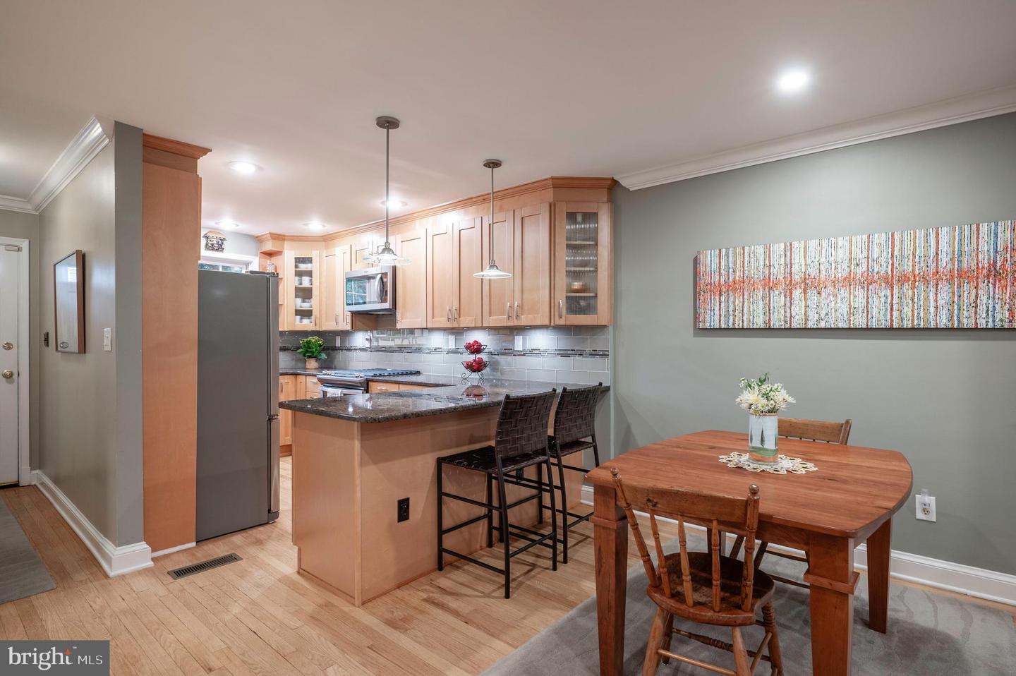 827 S FAIRFAX ST, ALEXANDRIA, Virginia 22314, 3 Bedrooms Bedrooms, ,2 BathroomsBathrooms,Residential,For sale,827 S FAIRFAX ST,VAAX2048042 MLS # VAAX2048042