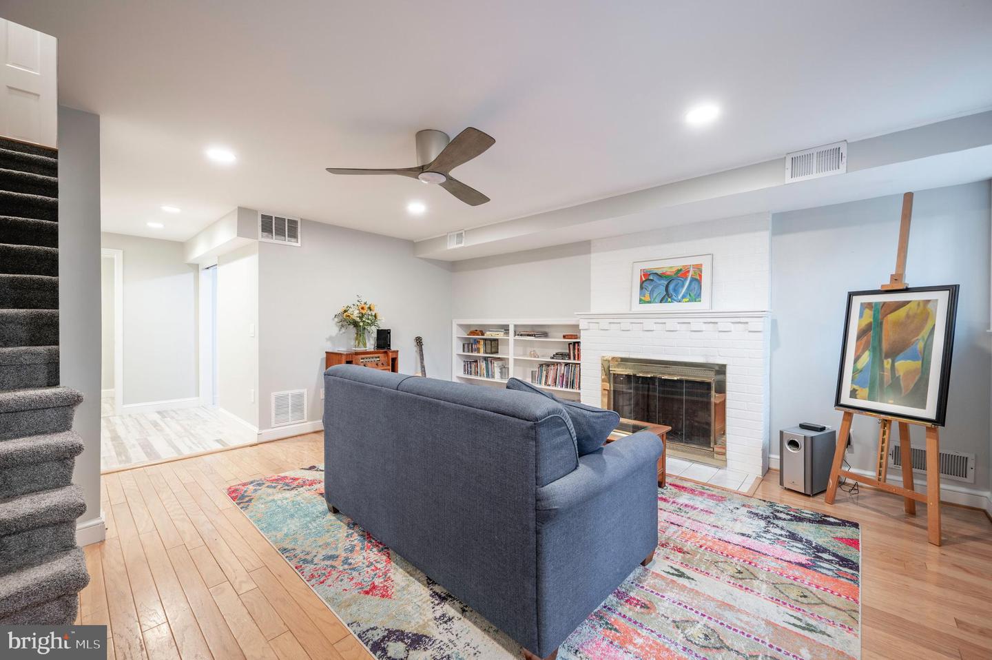 827 S FAIRFAX ST, ALEXANDRIA, Virginia 22314, 3 Bedrooms Bedrooms, ,2 BathroomsBathrooms,Residential,For sale,827 S FAIRFAX ST,VAAX2048042 MLS # VAAX2048042