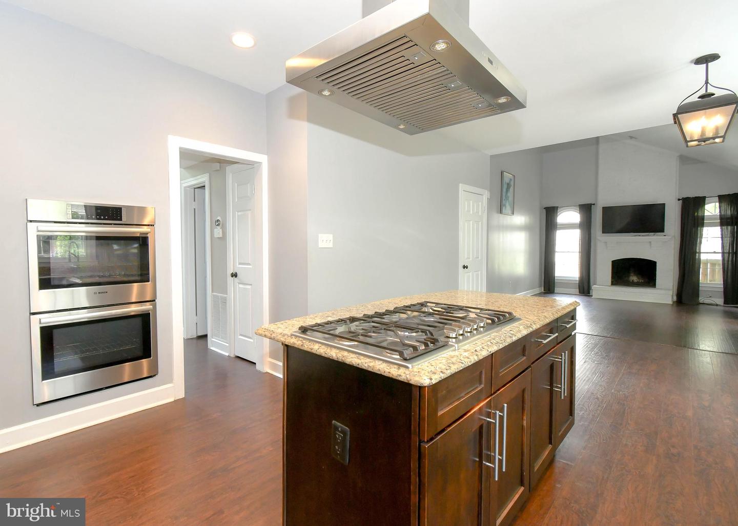 8003 COMERFORD DR, FAIRFAX STATION, Virginia 22039, 4 Bedrooms Bedrooms, ,3 BathroomsBathrooms,Residential,For sale,8003 COMERFORD DR,VAFX2258610 MLS # VAFX2258610