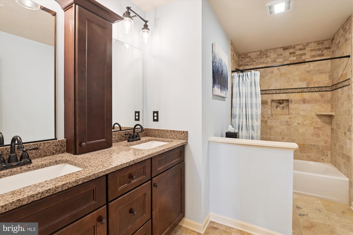 809 MACALISTER DR SE, LEESBURG, Virginia 20175, 4 Bedrooms Bedrooms, ,3 BathroomsBathrooms,Residential,For sale,809 MACALISTER DR SE,VALO2103592 MLS # VALO2103592