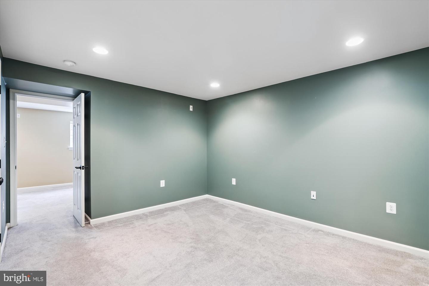 809 MACALISTER DR SE, LEESBURG, Virginia 20175, 4 Bedrooms Bedrooms, ,3 BathroomsBathrooms,Residential,For sale,809 MACALISTER DR SE,VALO2103592 MLS # VALO2103592