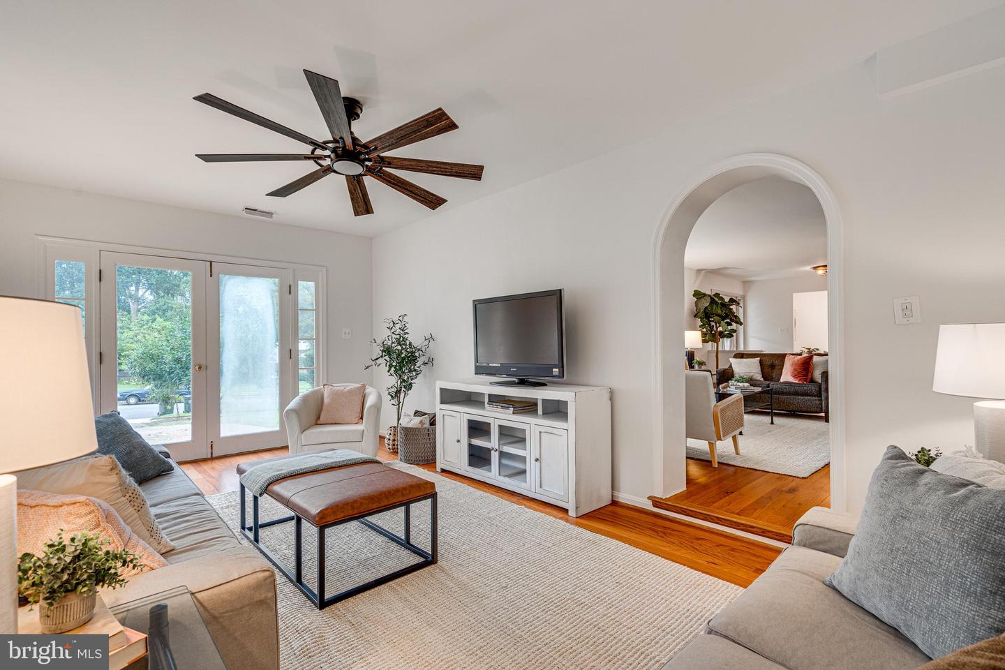 5307 RICHARDSON DR, FAIRFAX, Virginia 22032, 4 Bedrooms Bedrooms, 13 Rooms Rooms,2 BathroomsBathrooms,Residential,For sale,5307 RICHARDSON DR,VAFX2258774 MLS # VAFX2258774