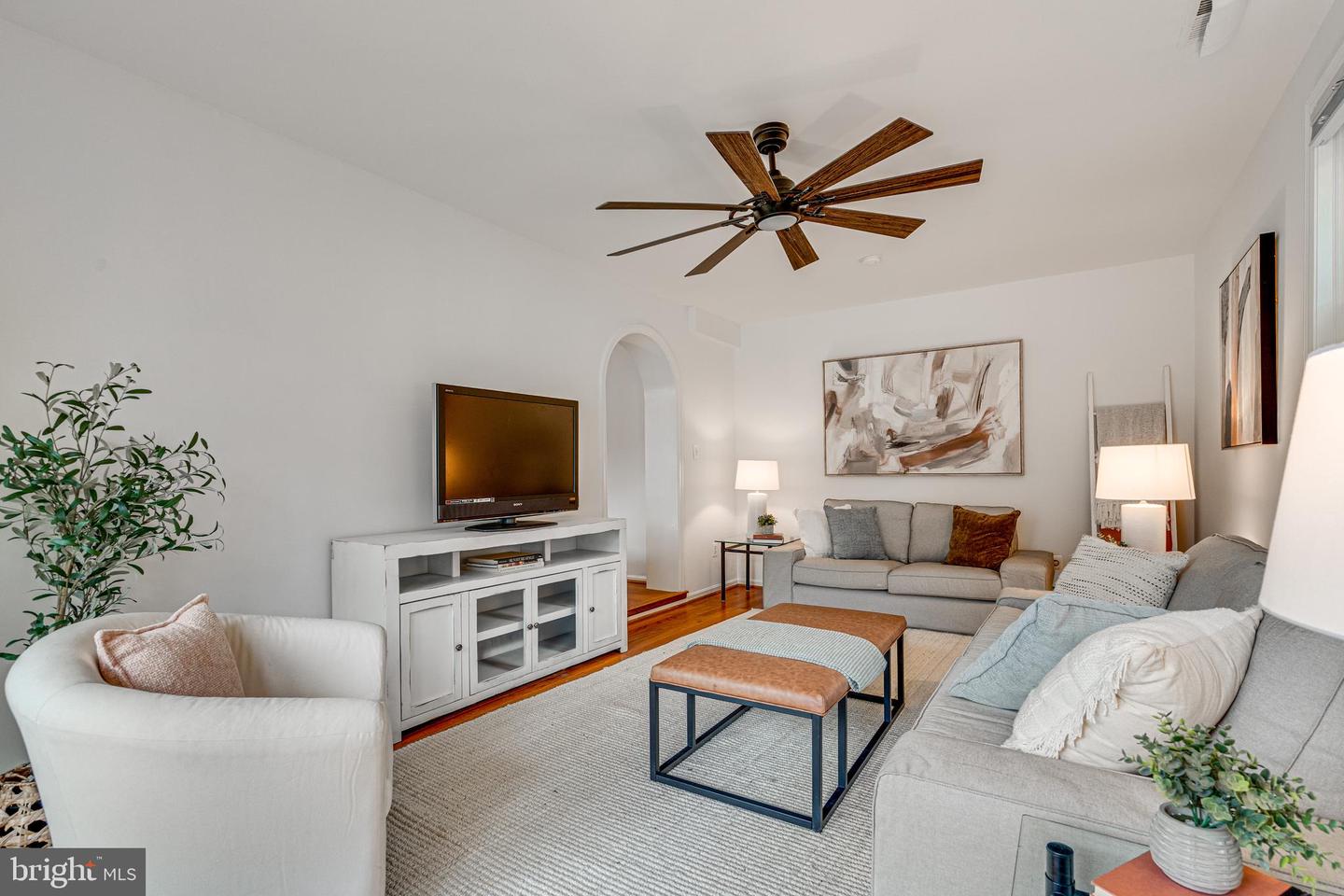 5307 RICHARDSON DR, FAIRFAX, Virginia 22032, 4 Bedrooms Bedrooms, 13 Rooms Rooms,2 BathroomsBathrooms,Residential,For sale,5307 RICHARDSON DR,VAFX2258774 MLS # VAFX2258774