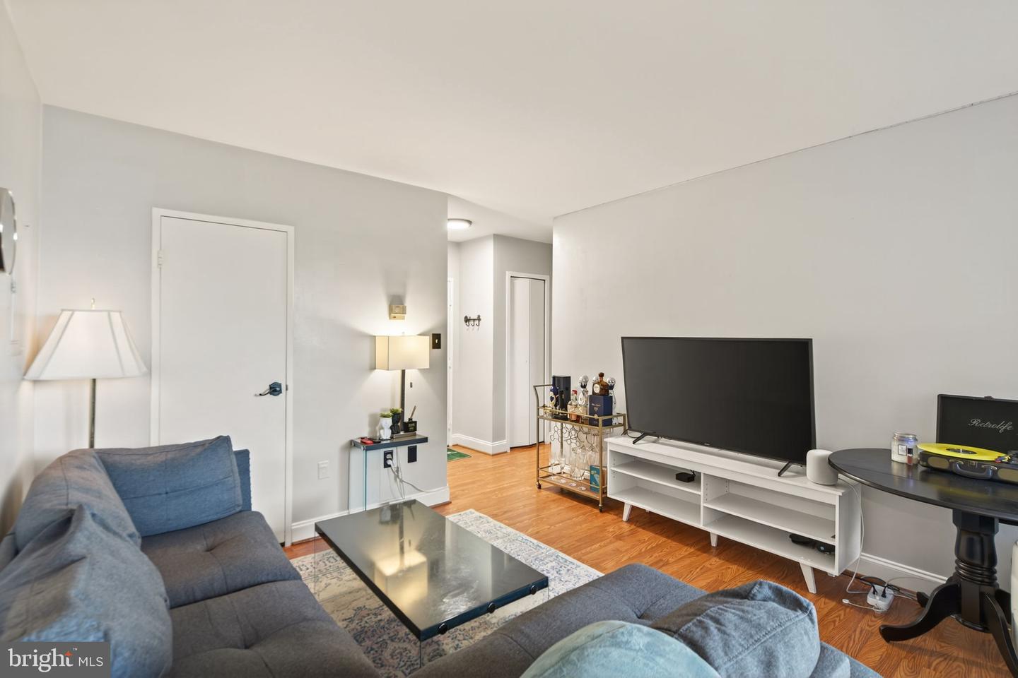 6631 WAKEFIELD DR #106, ALEXANDRIA, Virginia 22307, 1 Bedroom Bedrooms, 2 Rooms Rooms,1 BathroomBathrooms,Residential,For sale,6631 WAKEFIELD DR #106,VAFX2258882 MLS # VAFX2258882