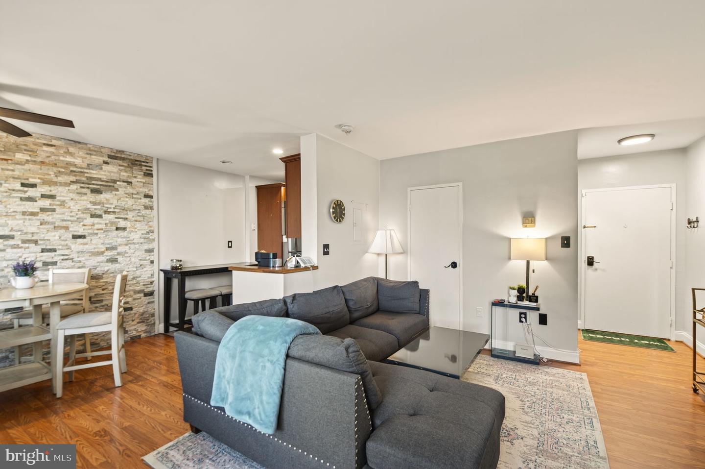 6631 WAKEFIELD DR #106, ALEXANDRIA, Virginia 22307, 1 Bedroom Bedrooms, 2 Rooms Rooms,1 BathroomBathrooms,Residential,For sale,6631 WAKEFIELD DR #106,VAFX2258882 MLS # VAFX2258882