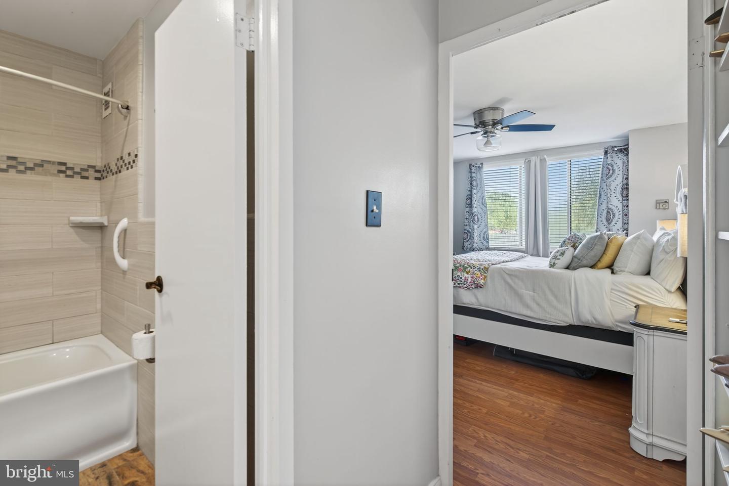 6631 WAKEFIELD DR #106, ALEXANDRIA, Virginia 22307, 1 Bedroom Bedrooms, 2 Rooms Rooms,1 BathroomBathrooms,Residential,For sale,6631 WAKEFIELD DR #106,VAFX2258882 MLS # VAFX2258882