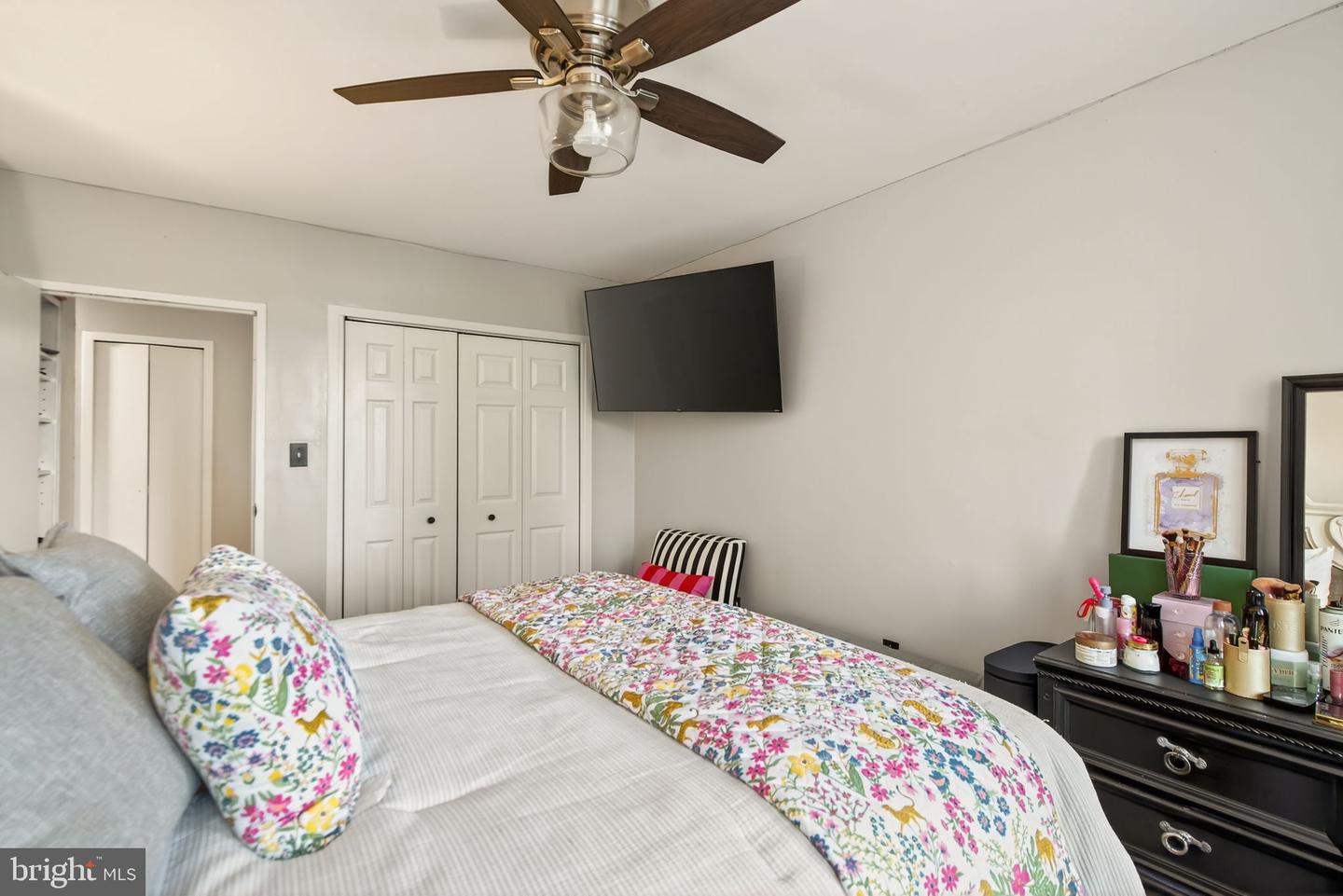 6631 WAKEFIELD DR #106, ALEXANDRIA, Virginia 22307, 1 Bedroom Bedrooms, 2 Rooms Rooms,1 BathroomBathrooms,Residential,For sale,6631 WAKEFIELD DR #106,VAFX2258882 MLS # VAFX2258882