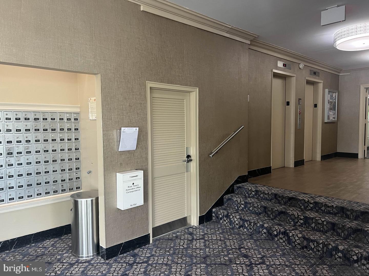 6631 WAKEFIELD DR #106, ALEXANDRIA, Virginia 22307, 1 Bedroom Bedrooms, 2 Rooms Rooms,1 BathroomBathrooms,Residential,For sale,6631 WAKEFIELD DR #106,VAFX2258882 MLS # VAFX2258882