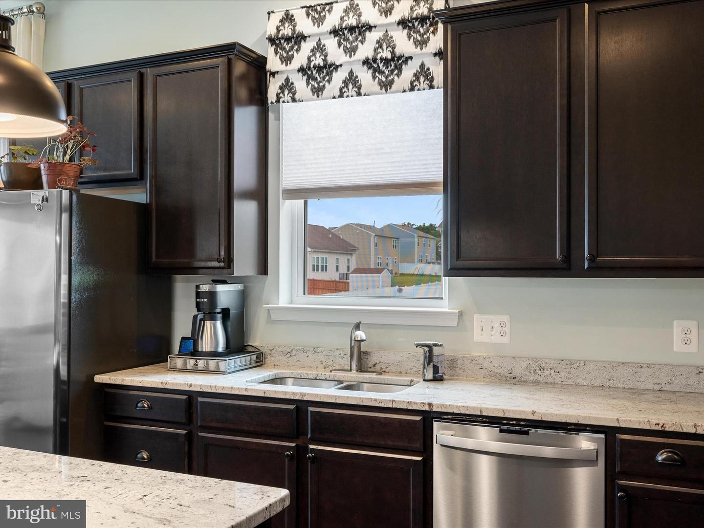 571 TOWN RUN LN, STEPHENS CITY, Virginia 22655, 4 Bedrooms Bedrooms, ,3 BathroomsBathrooms,Residential,For sale,571 TOWN RUN LN,VAFV2035876 MLS # VAFV2035876