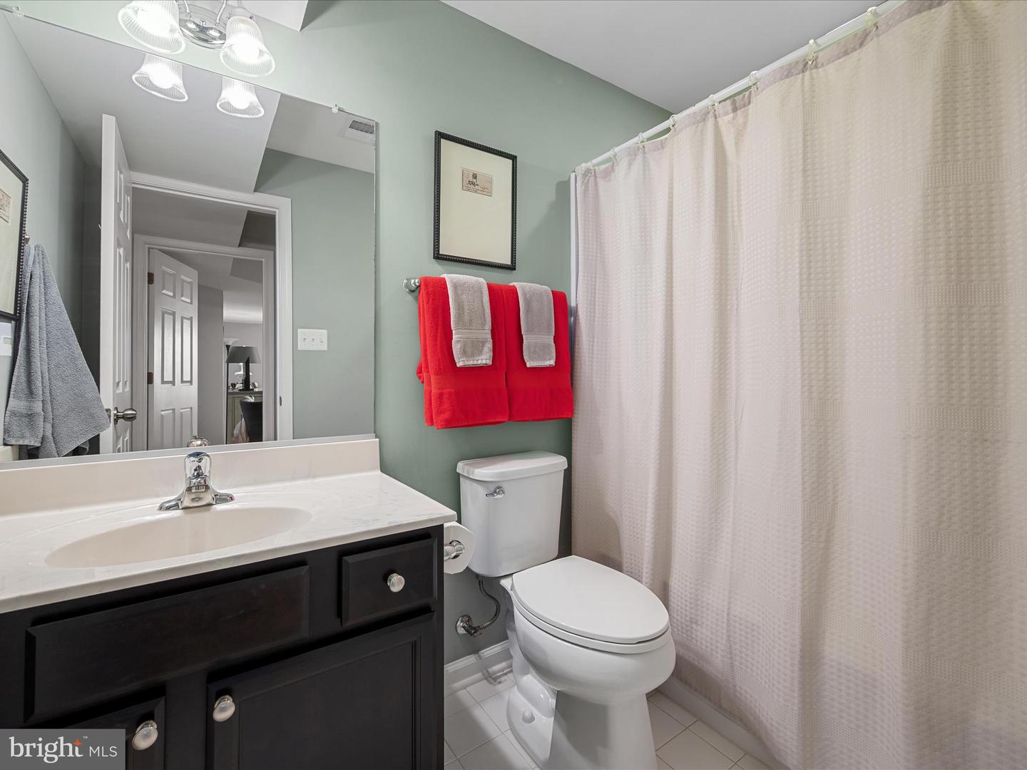 571 TOWN RUN LN, STEPHENS CITY, Virginia 22655, 4 Bedrooms Bedrooms, ,3 BathroomsBathrooms,Residential,For sale,571 TOWN RUN LN,VAFV2035876 MLS # VAFV2035876