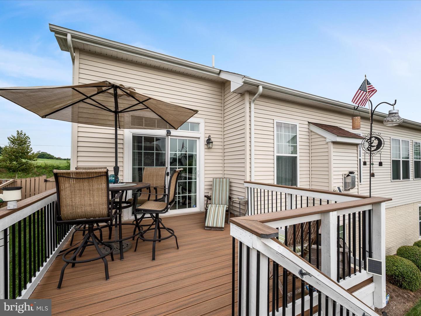 571 TOWN RUN LN, STEPHENS CITY, Virginia 22655, 4 Bedrooms Bedrooms, ,3 BathroomsBathrooms,Residential,For sale,571 TOWN RUN LN,VAFV2035876 MLS # VAFV2035876
