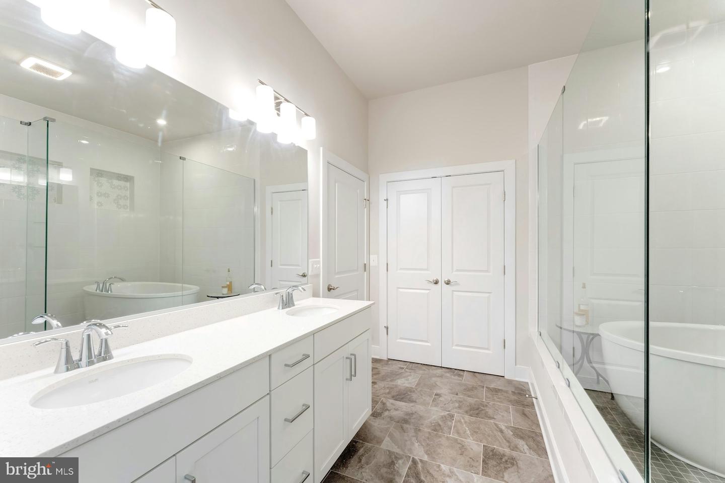 24340 WHITE ELM PL, ALDIE, Virginia 20105, 5 Bedrooms Bedrooms, ,4 BathroomsBathrooms,Residential,For sale,24340 WHITE ELM PL,VALO2103898 MLS # VALO2103898