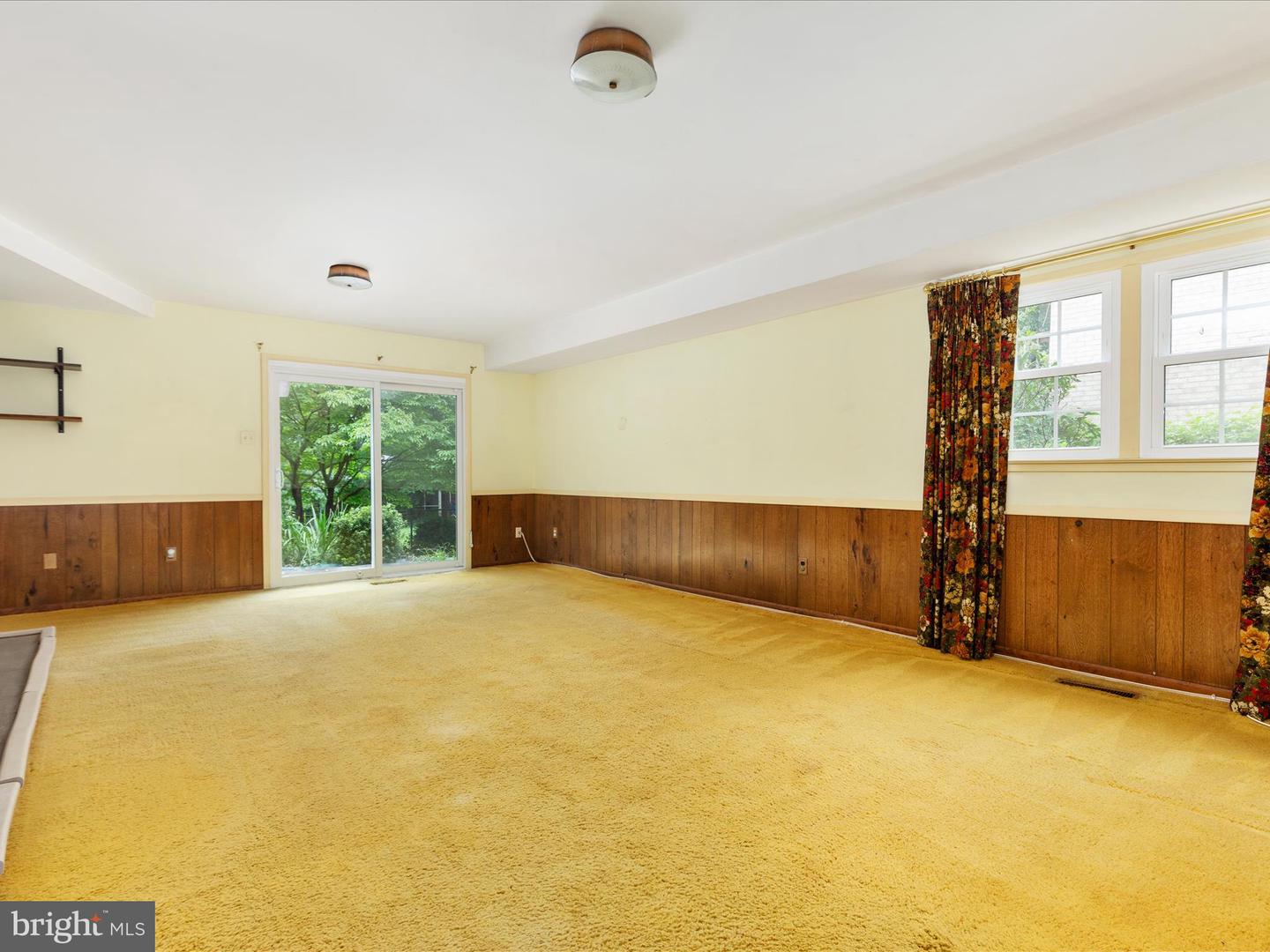 2110 WICOMICO ST, FALLS CHURCH, Virginia 22043, 4 Bedrooms Bedrooms, ,3 BathroomsBathrooms,Residential,For sale,2110 WICOMICO ST,VAFX2259456 MLS # VAFX2259456