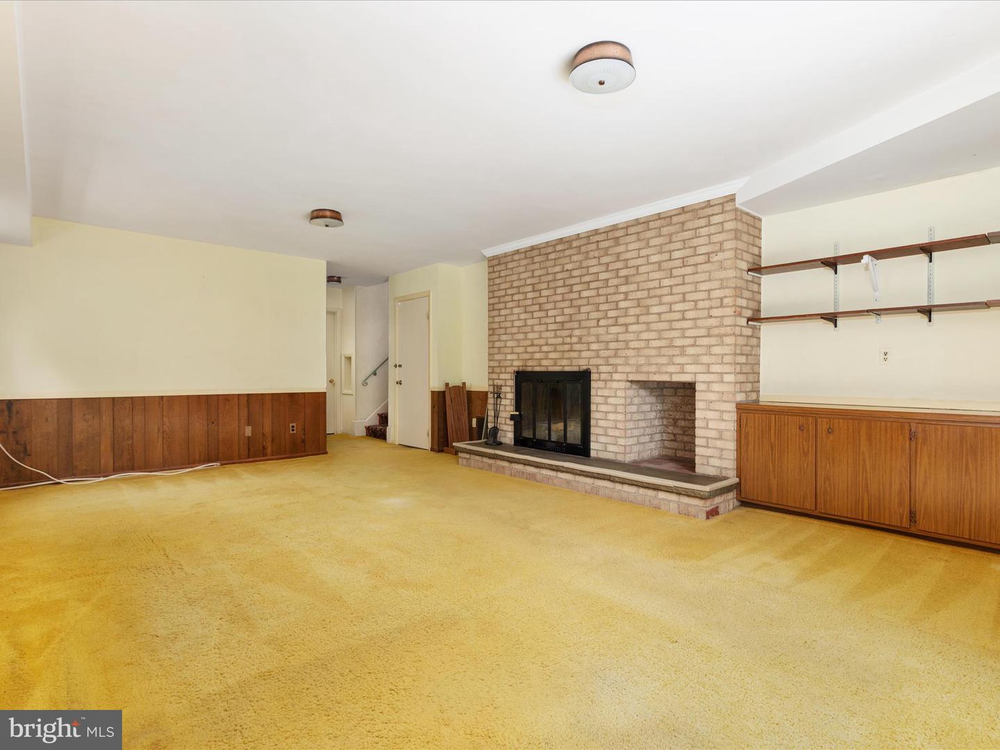 2110 WICOMICO ST, FALLS CHURCH, Virginia 22043, 4 Bedrooms Bedrooms, ,3 BathroomsBathrooms,Residential,For sale,2110 WICOMICO ST,VAFX2259456 MLS # VAFX2259456