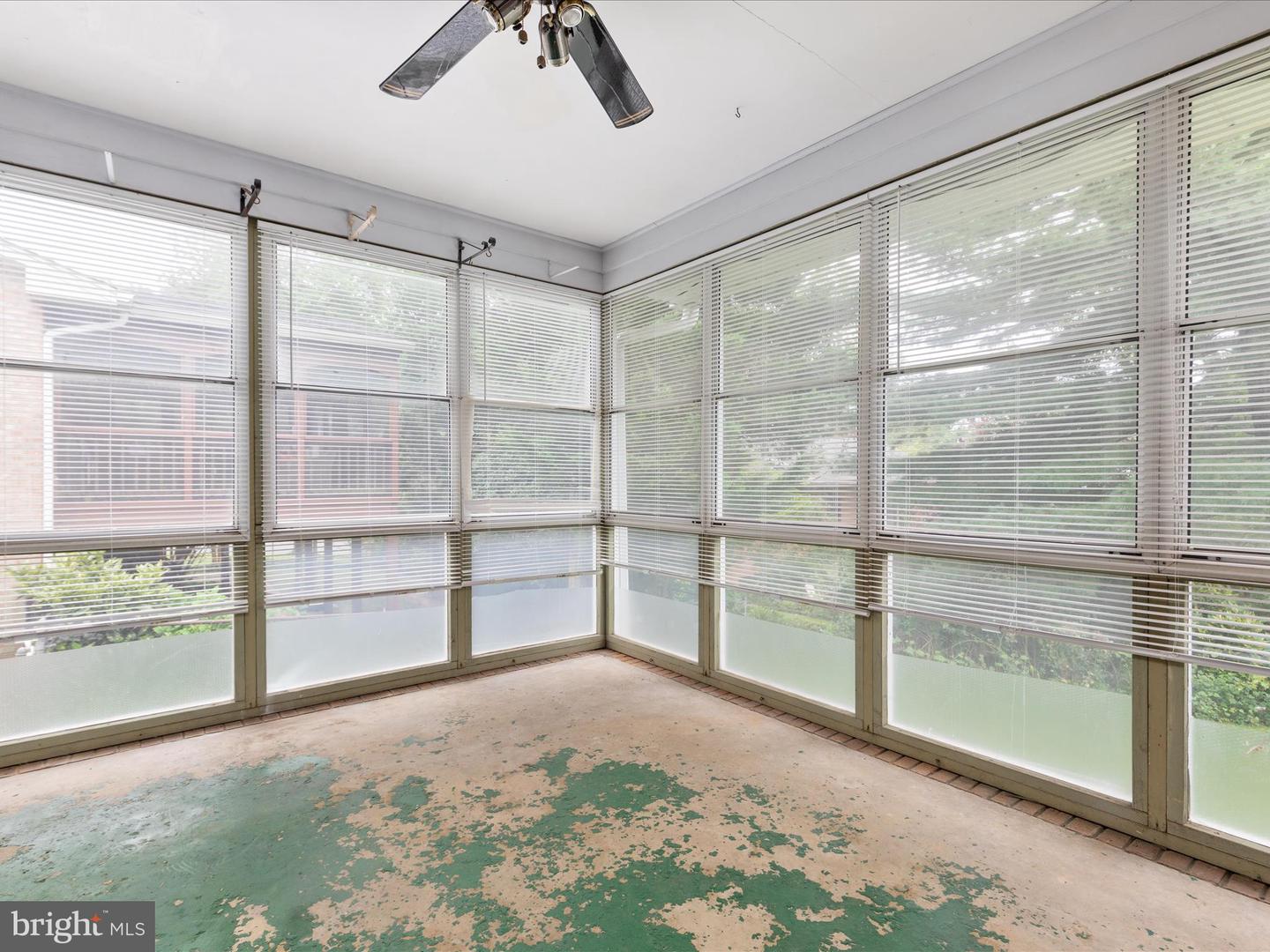 2110 WICOMICO ST, FALLS CHURCH, Virginia 22043, 4 Bedrooms Bedrooms, ,3 BathroomsBathrooms,Residential,For sale,2110 WICOMICO ST,VAFX2259456 MLS # VAFX2259456