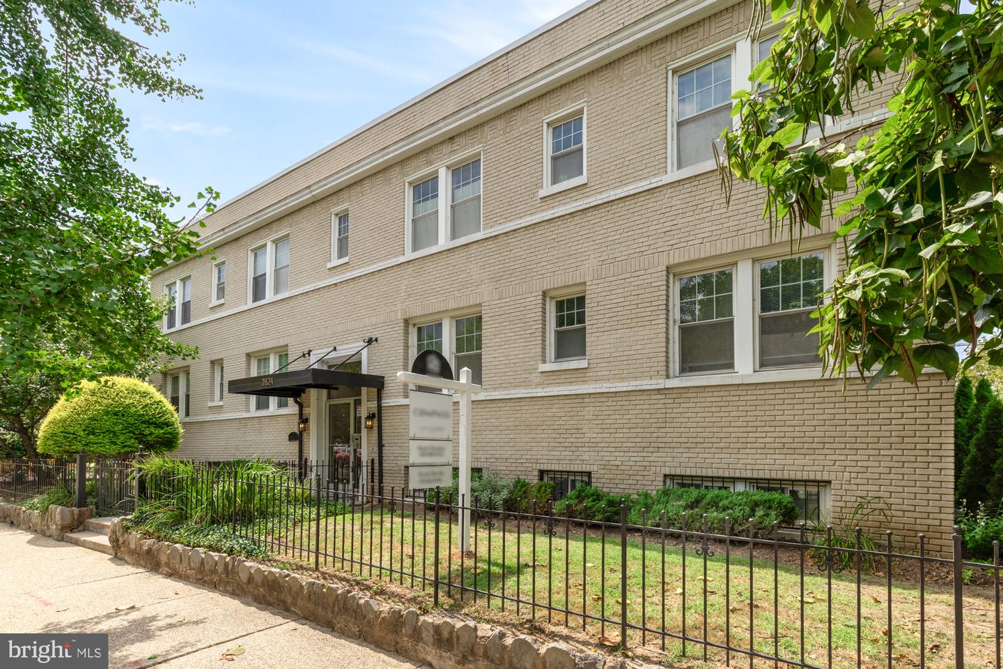 2824 12TH ST NE #107, WASHINGTON, District Of Columbia 20017, 2 Bedrooms Bedrooms, ,1 BathroomBathrooms,Residential,For sale,2824 12TH ST NE #107,DCDC2213988 MLS # DCDC2213988