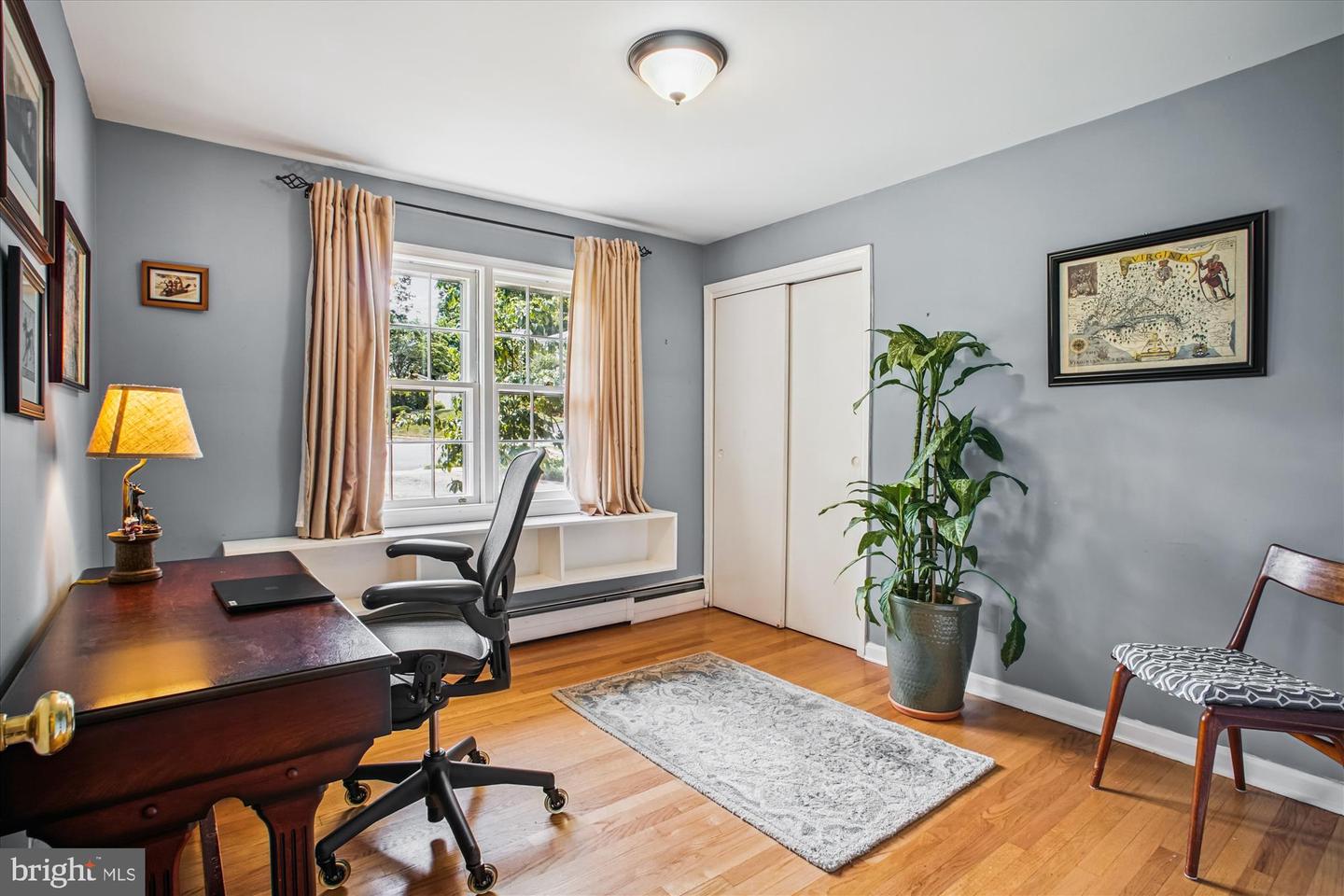 3818 N RIDGEVIEW RD, ARLINGTON, Virginia 22207, 4 Bedrooms Bedrooms, 7 Rooms Rooms,3 BathroomsBathrooms,Residential,For sale,3818 N RIDGEVIEW RD,VAAR2061976 MLS # VAAR2061976